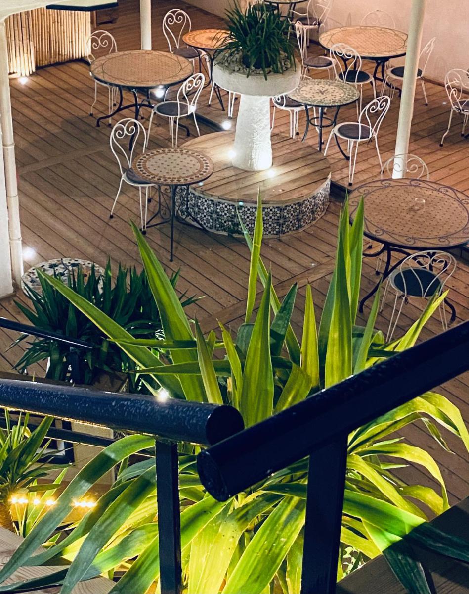 balcony