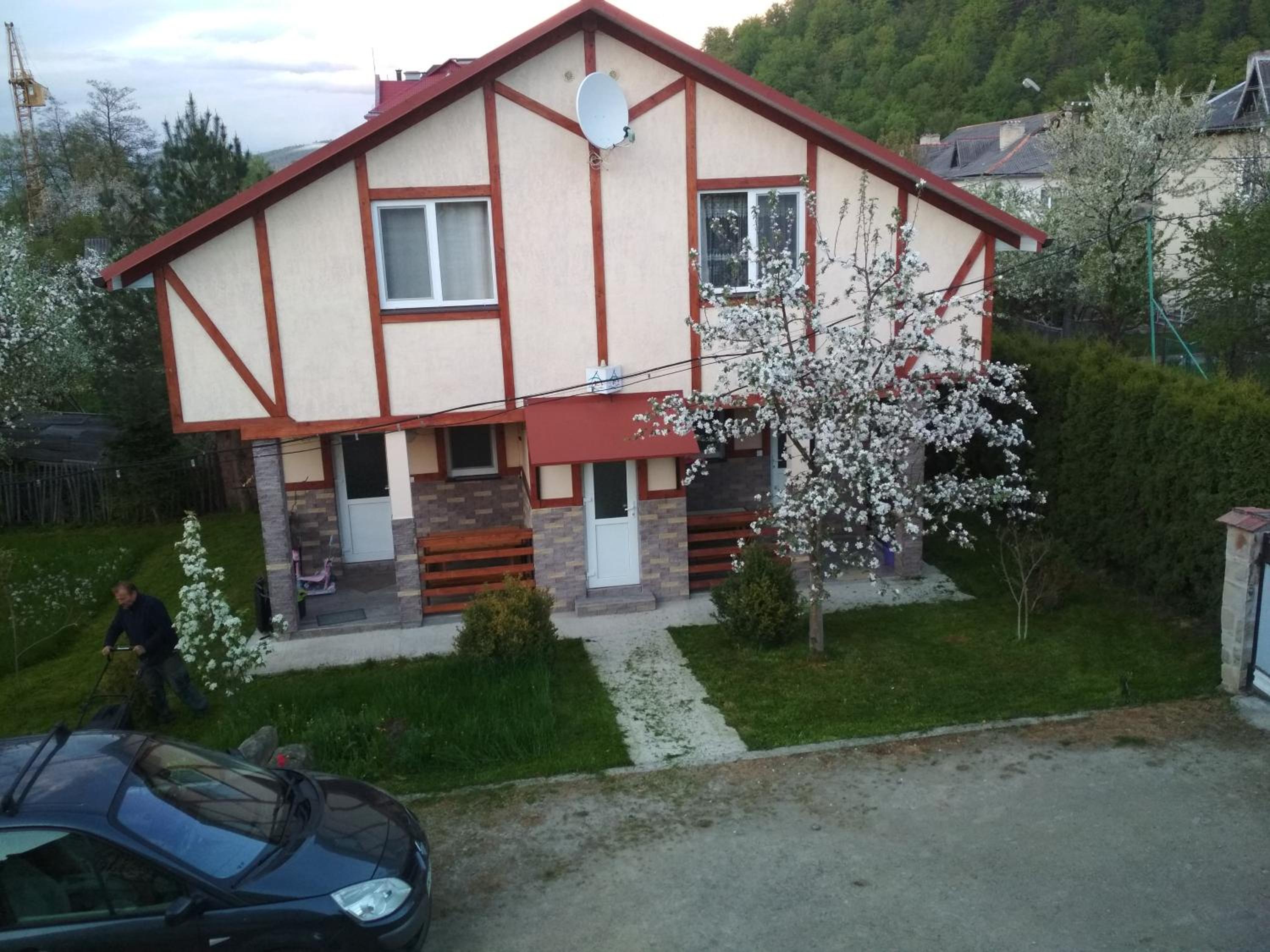 Photo 8