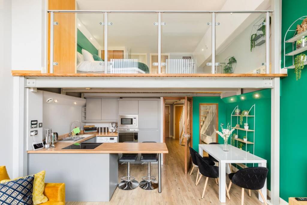 The Exquisite Duplex of Central Nottingham view 3