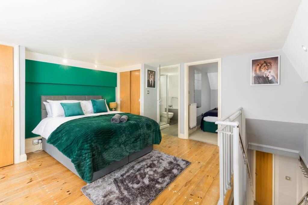 The Exquisite Duplex of Central Nottingham view 4