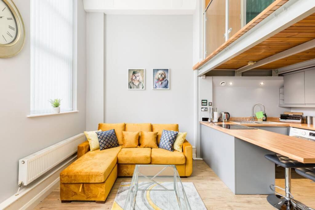 The Exquisite Duplex of Central Nottingham view 5