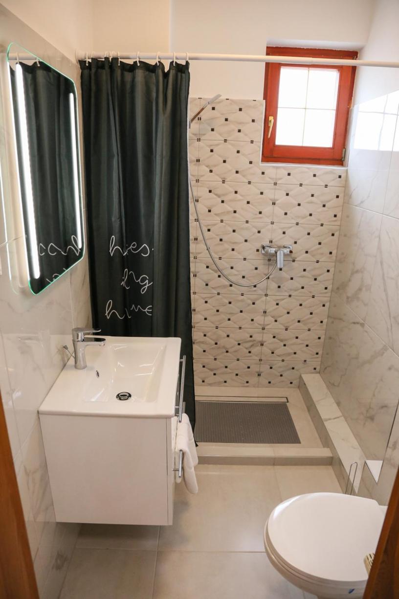 Família Apartmanház
