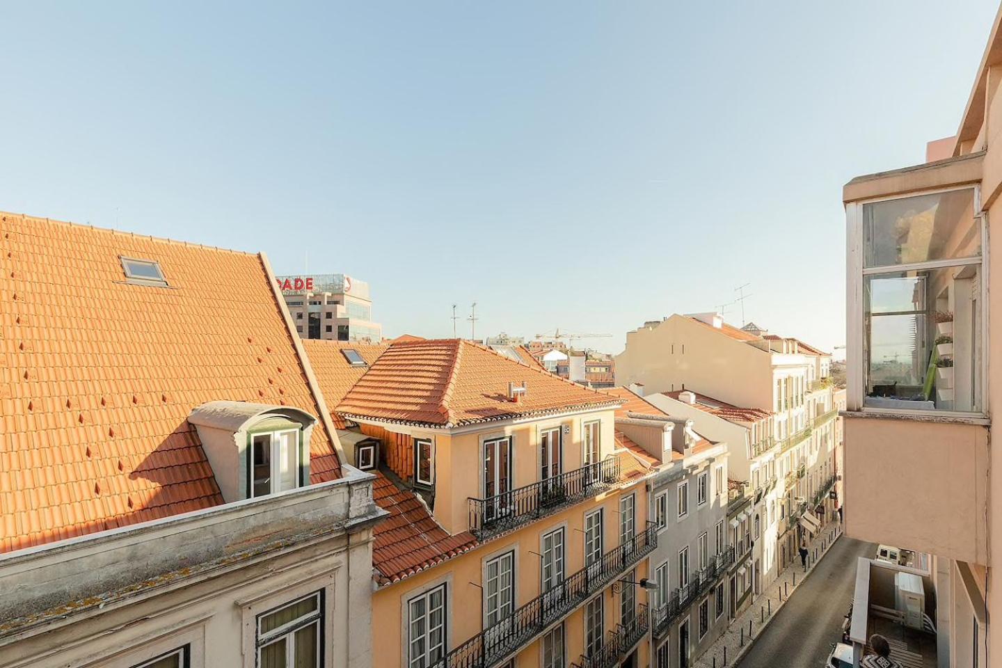 Claude Homes Lisbon Rato
