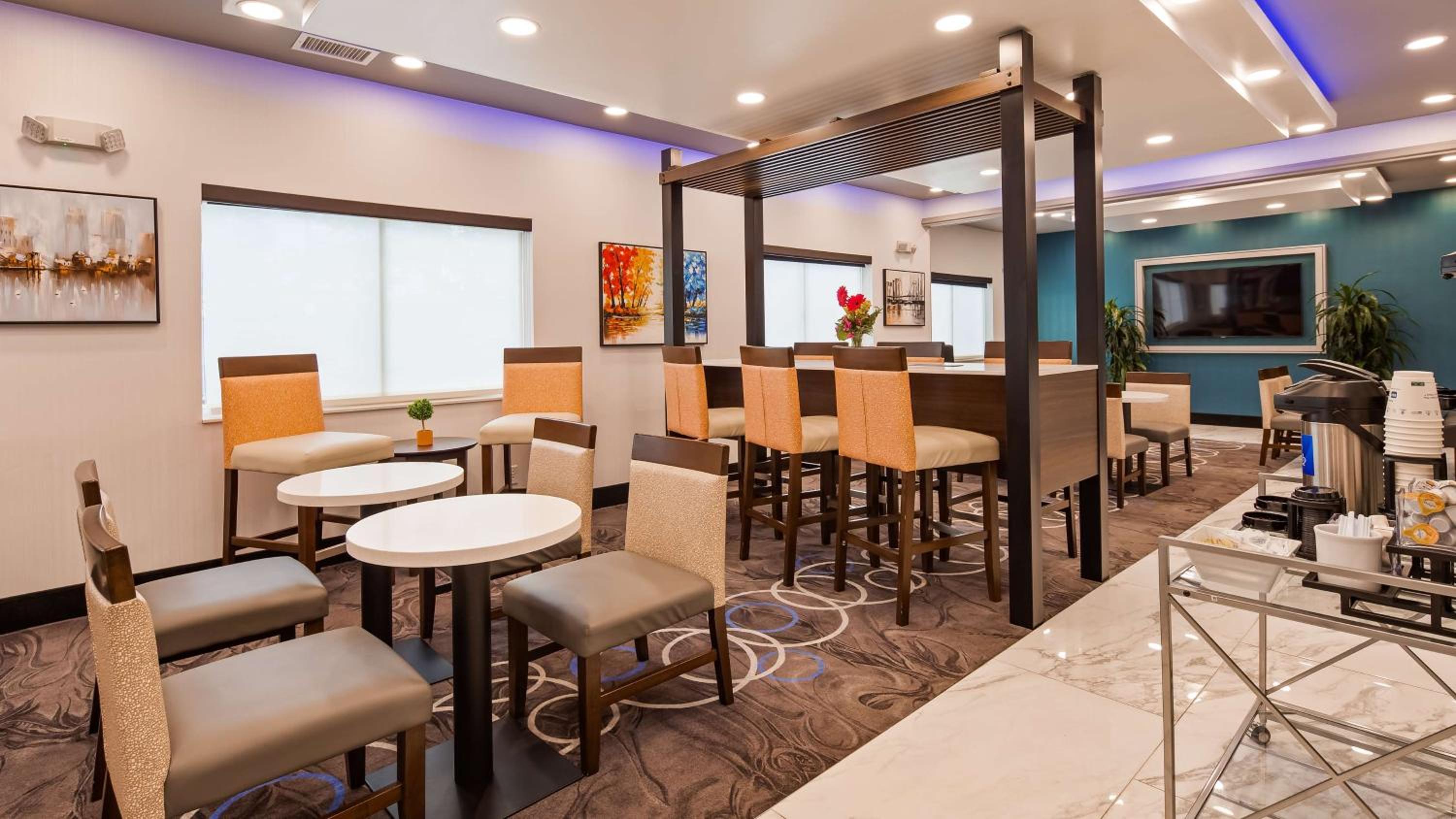 Kansas City Vacations - Best Western Independence Kansas City - Property Image 4