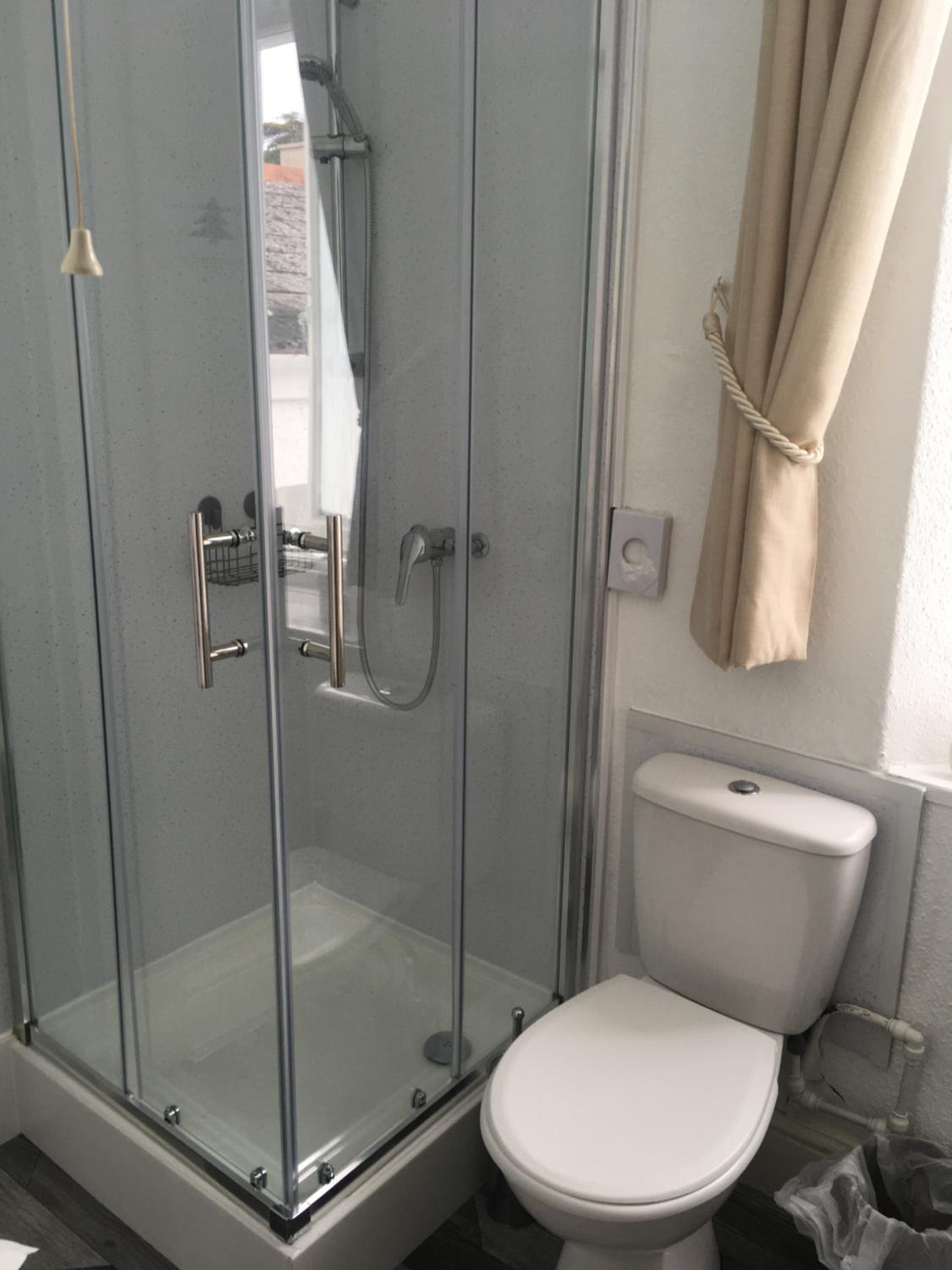 Torquay Vacations - Newburgh Guesthouse - Property Image 8