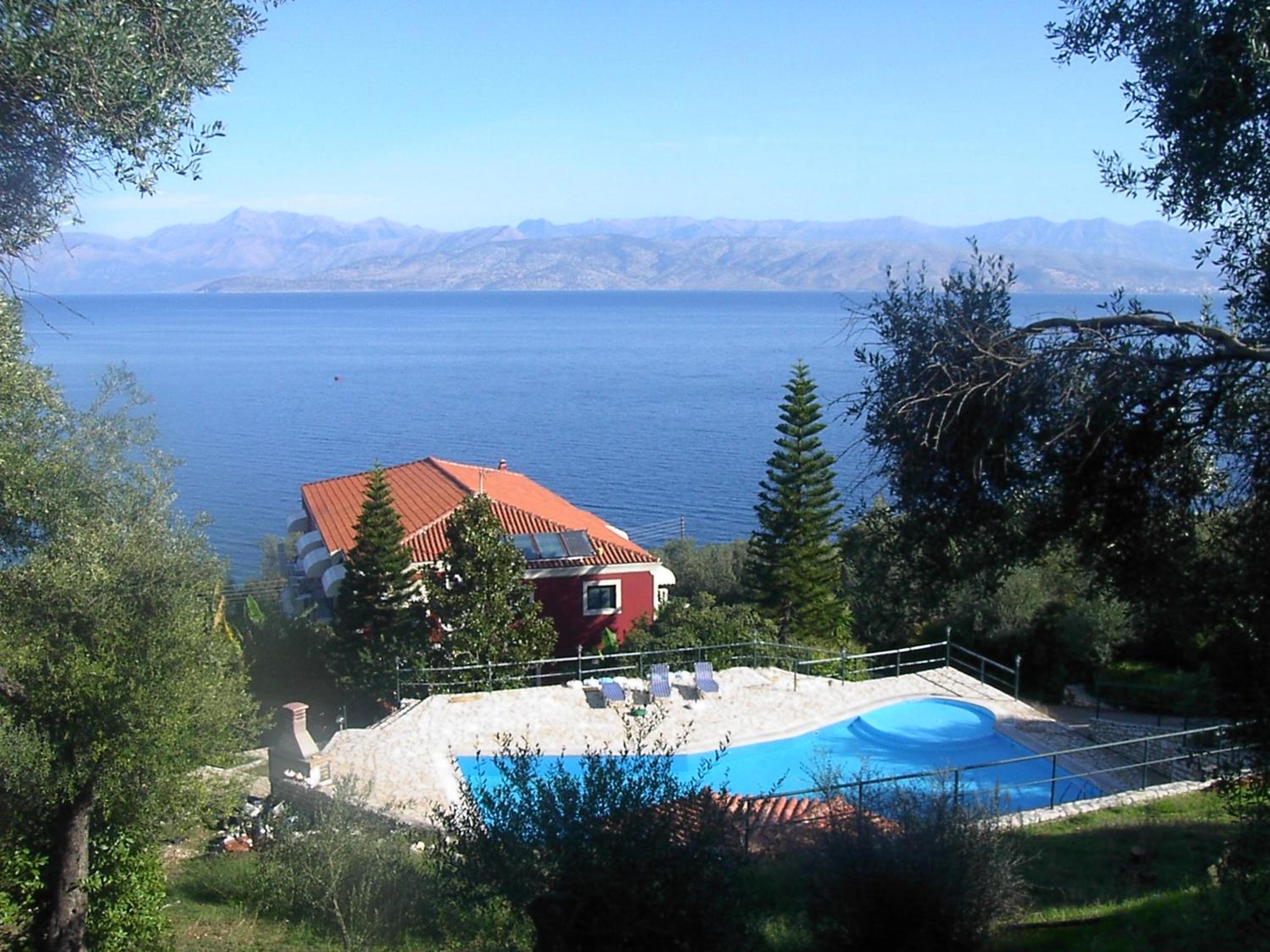 Apraos Bay Hotel In Kalamaki Beach, 3 stars hotel