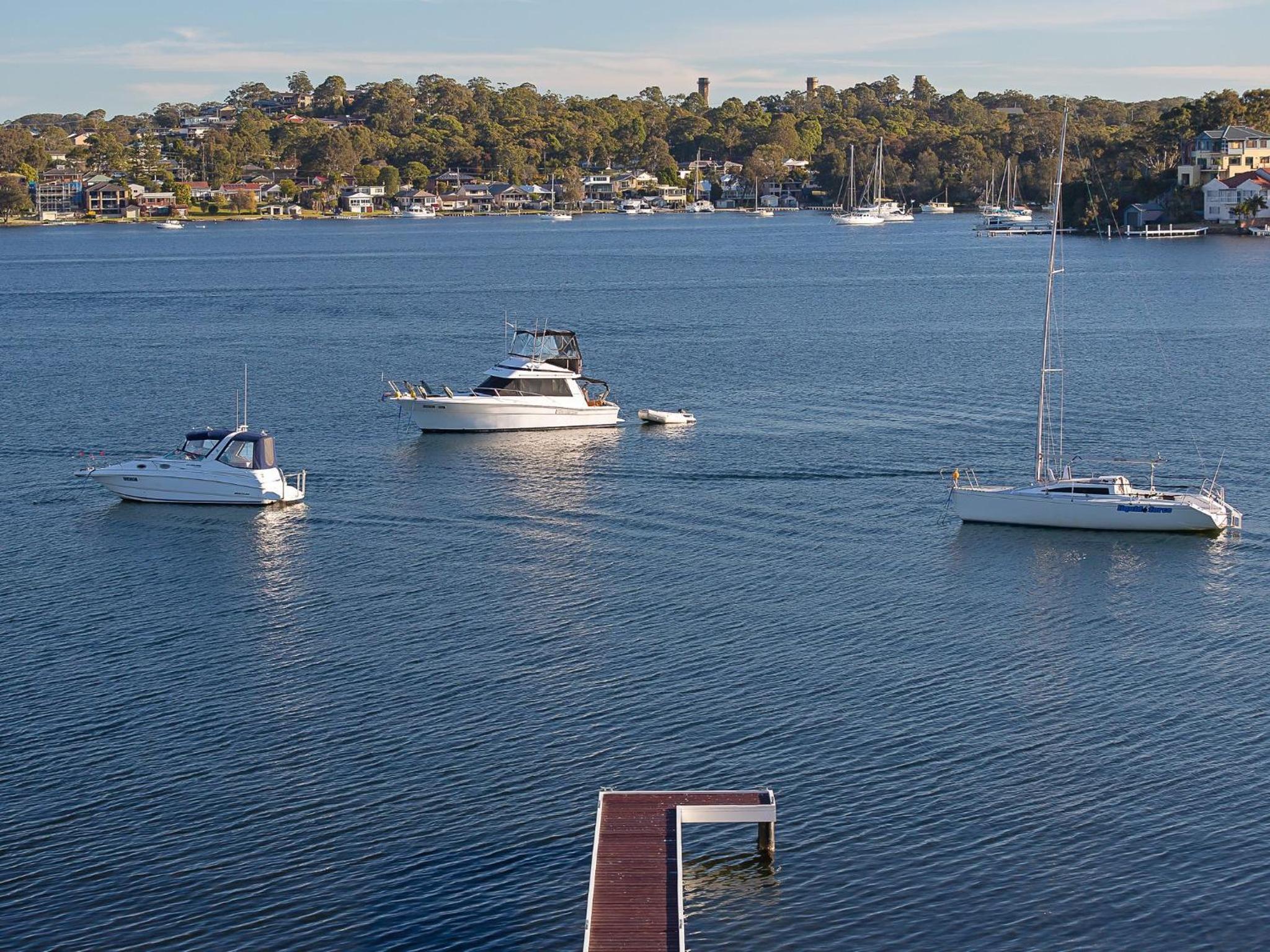 Absolute Waterfront Lakehouse Fishing Point Waterfront Pool Jetty