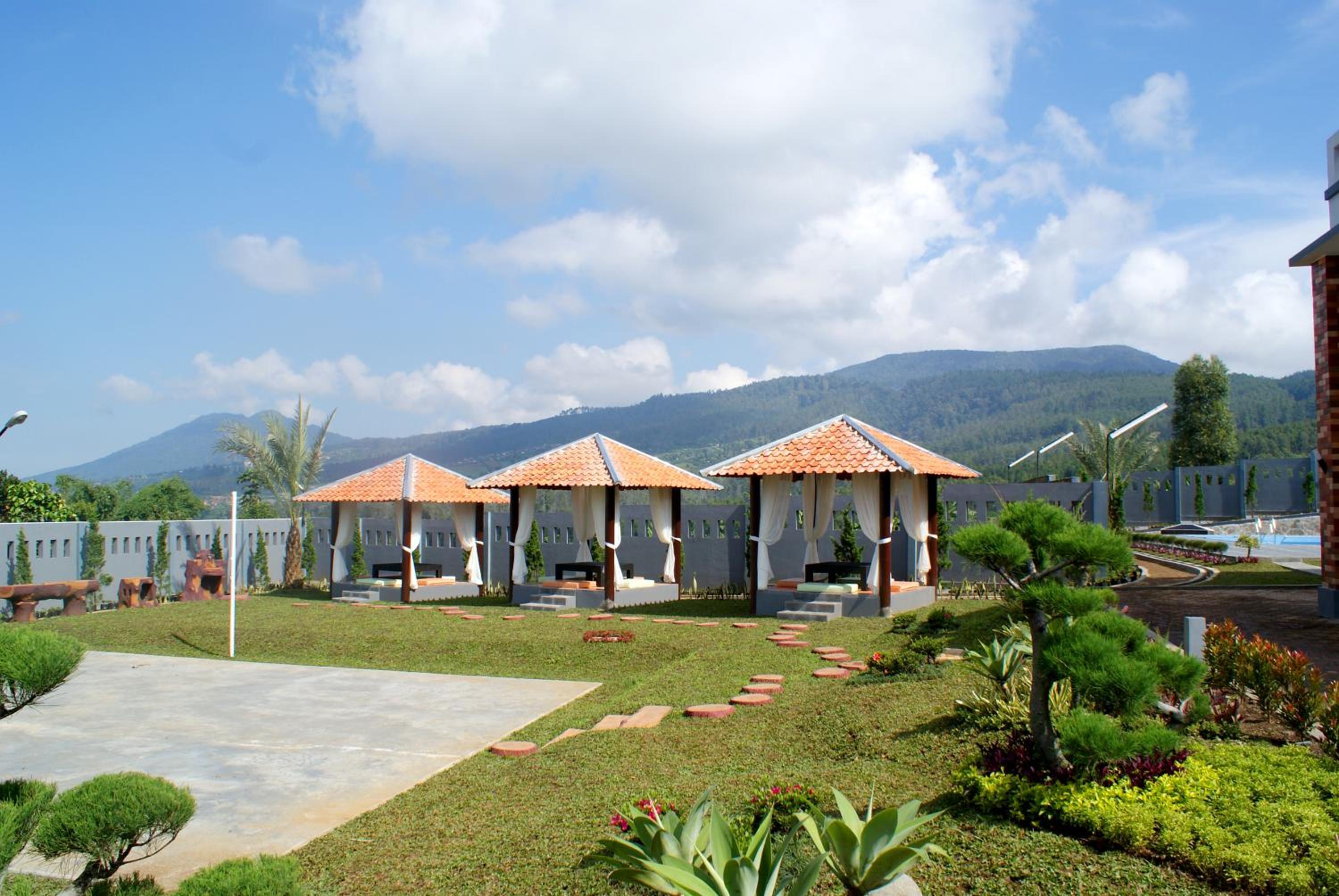 Osmond Villa Resort