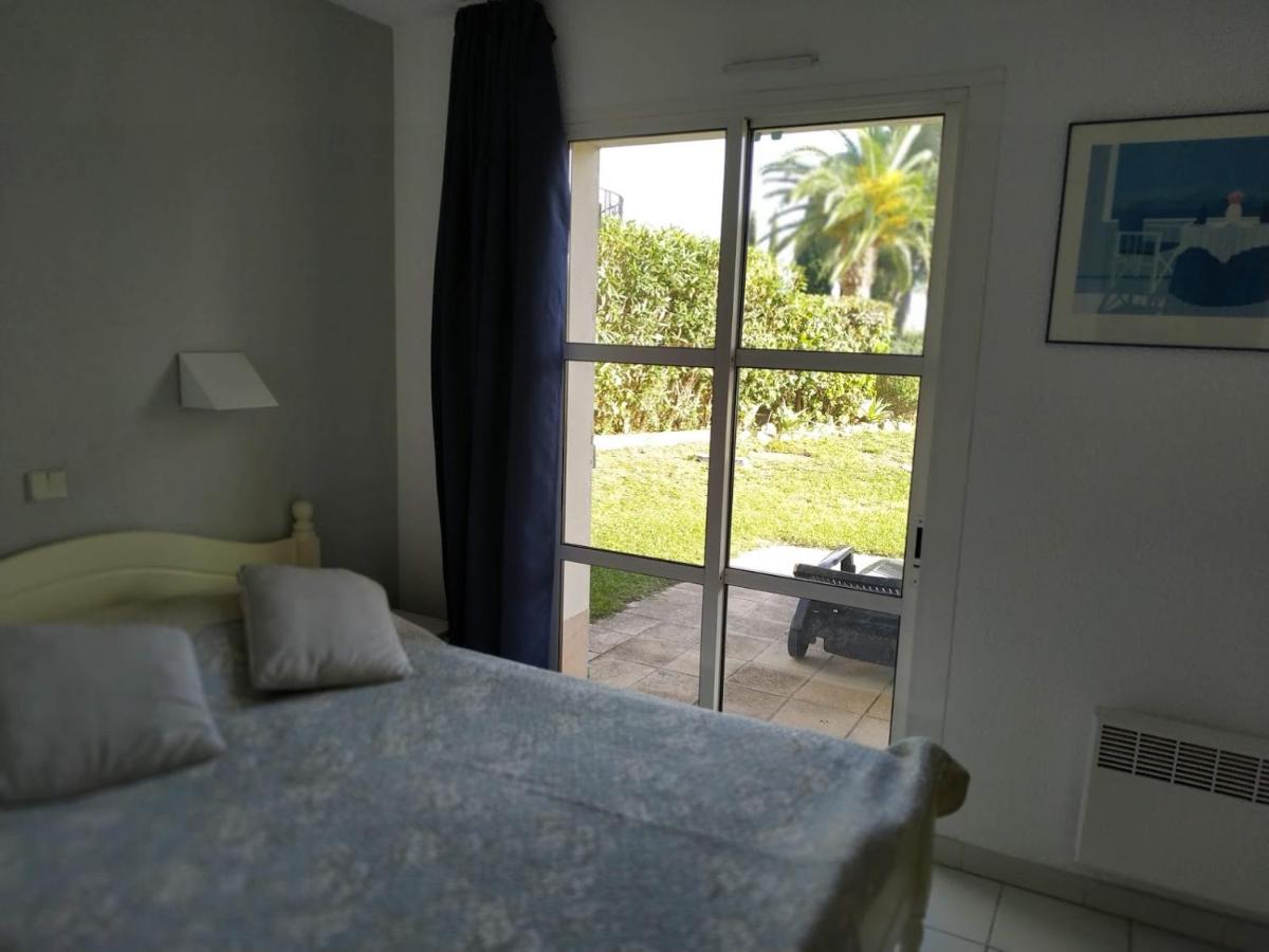 Garden level with sea view for 6 people view 4