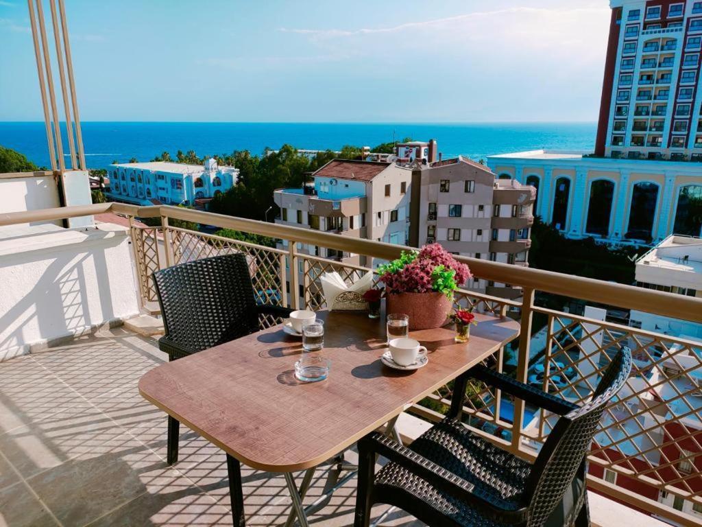Lara Park Suites