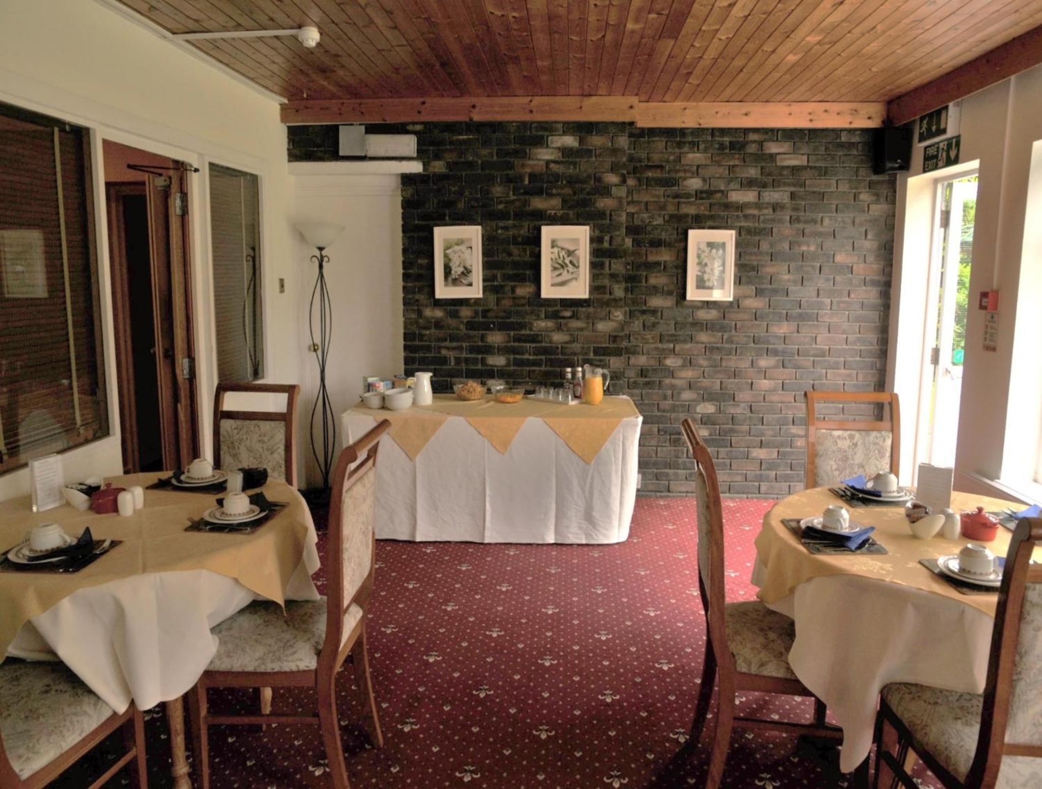 Wimblehurst Hotel, photo 19