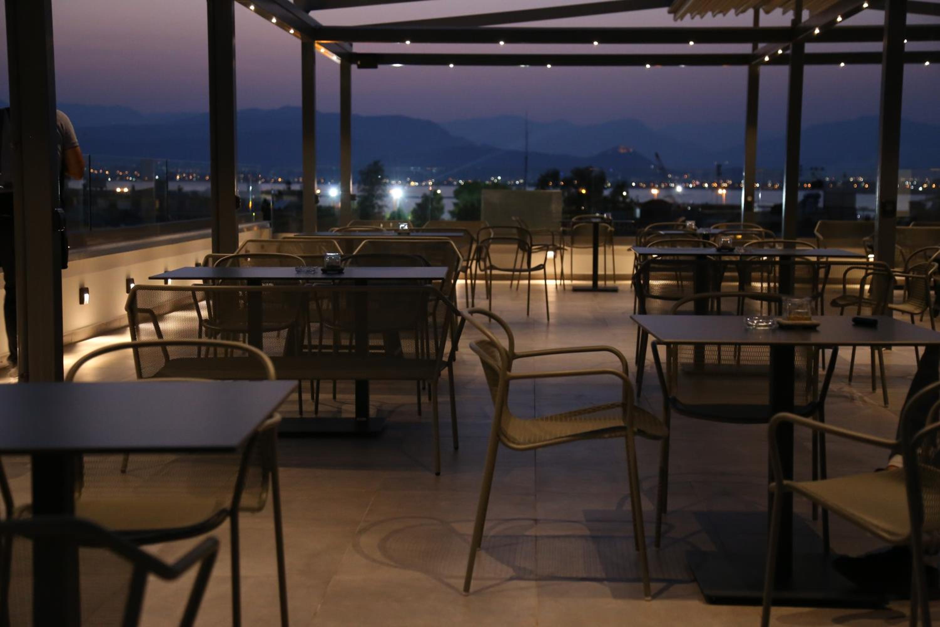 restaurant