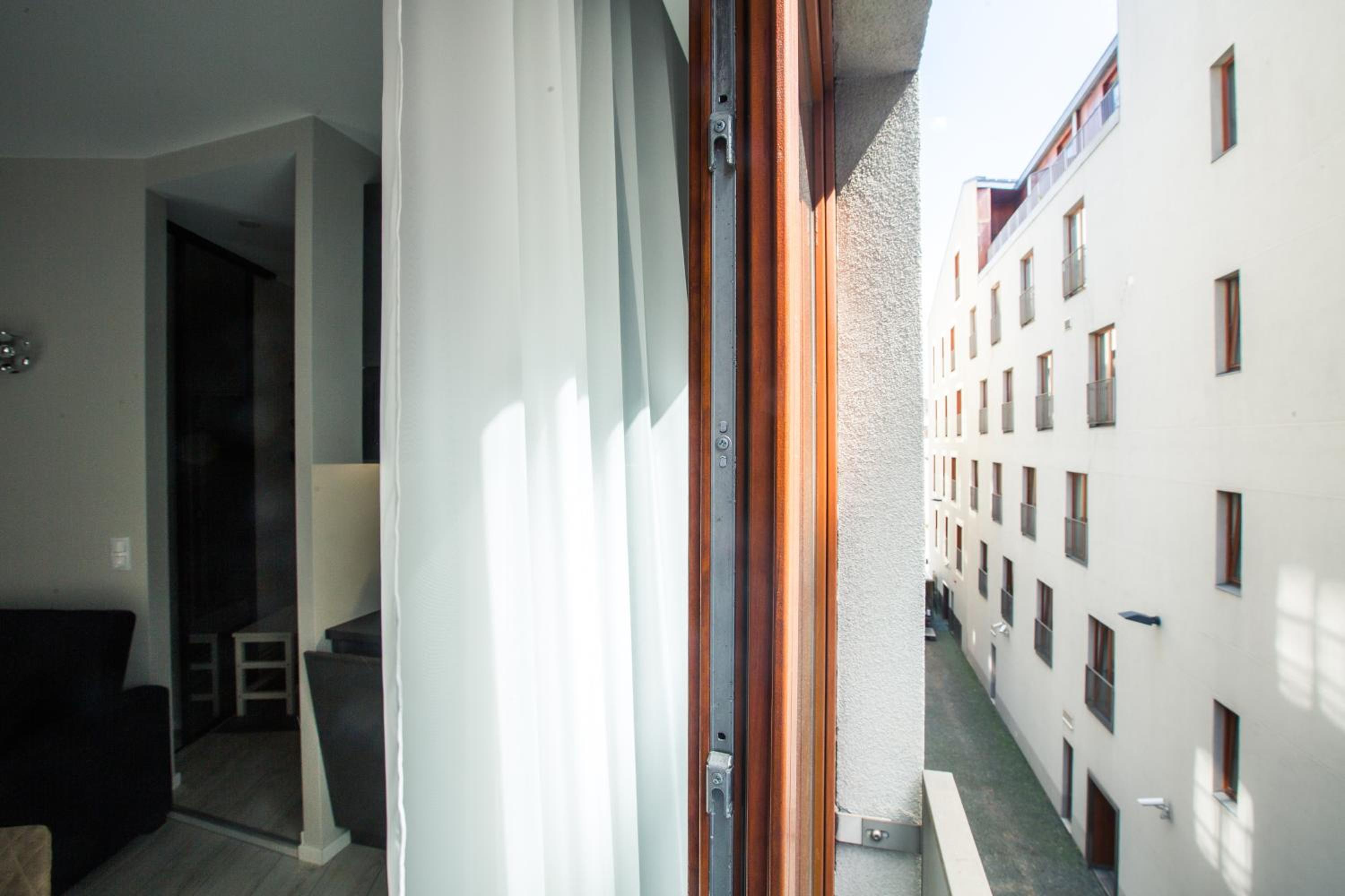 NEW modern studio apartment in the Old Town Riga view 4