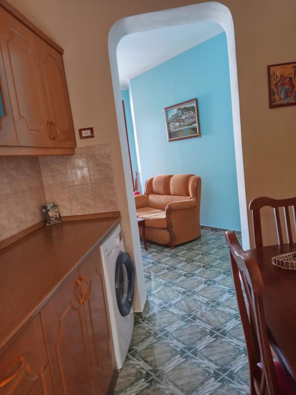 Twins Villa Mangalem