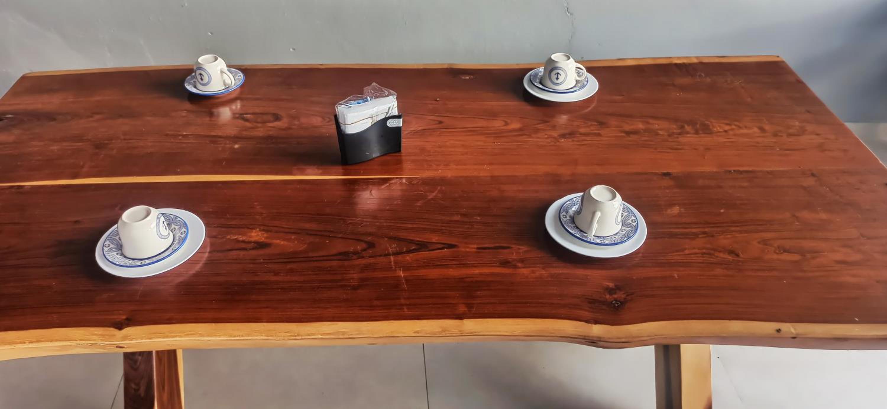Casa duplex beira mar reformada com piscina no Peito Moça