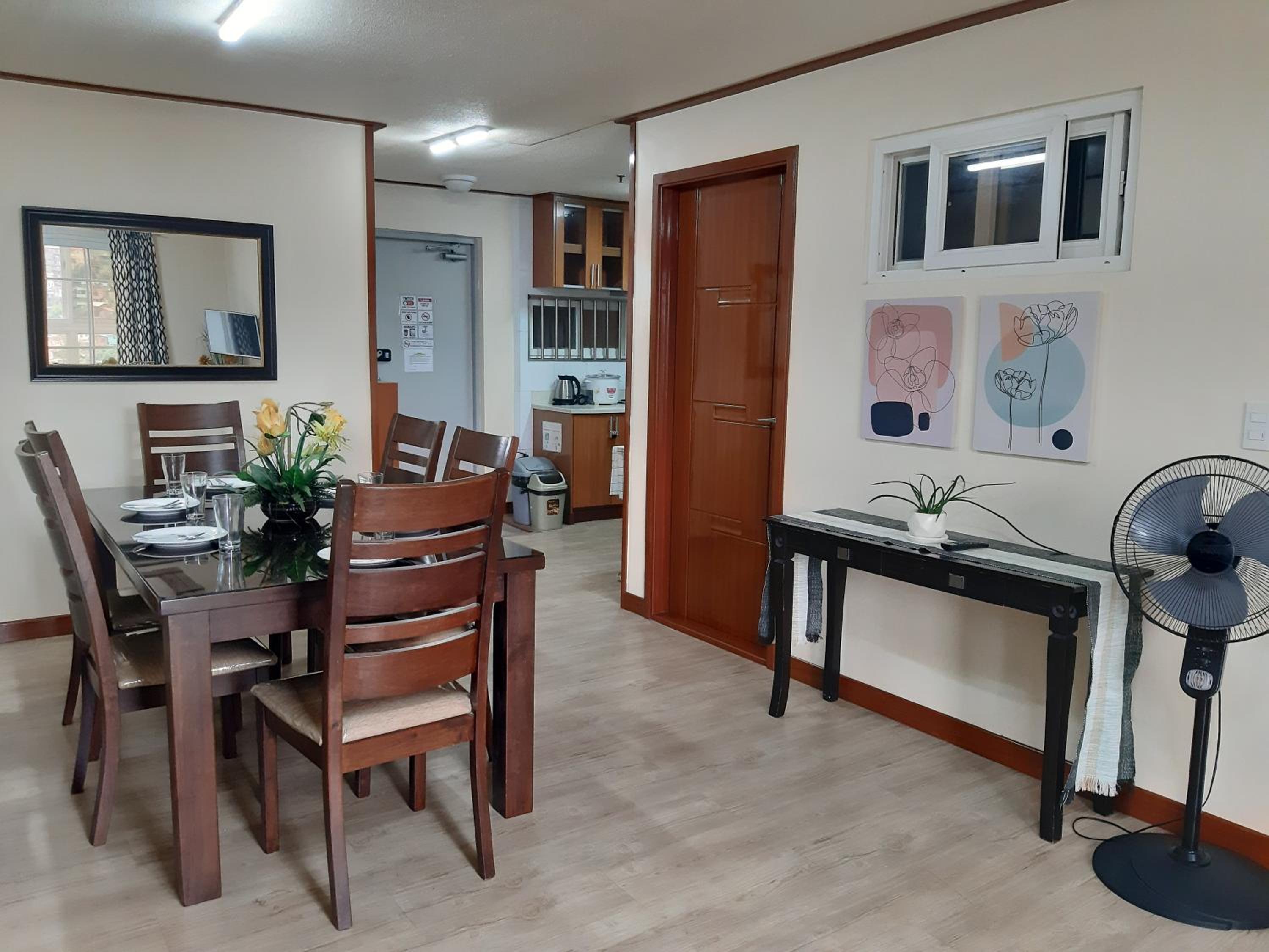 Mireya's 2BR Condo at Zone Vill - Burnham Park view 2