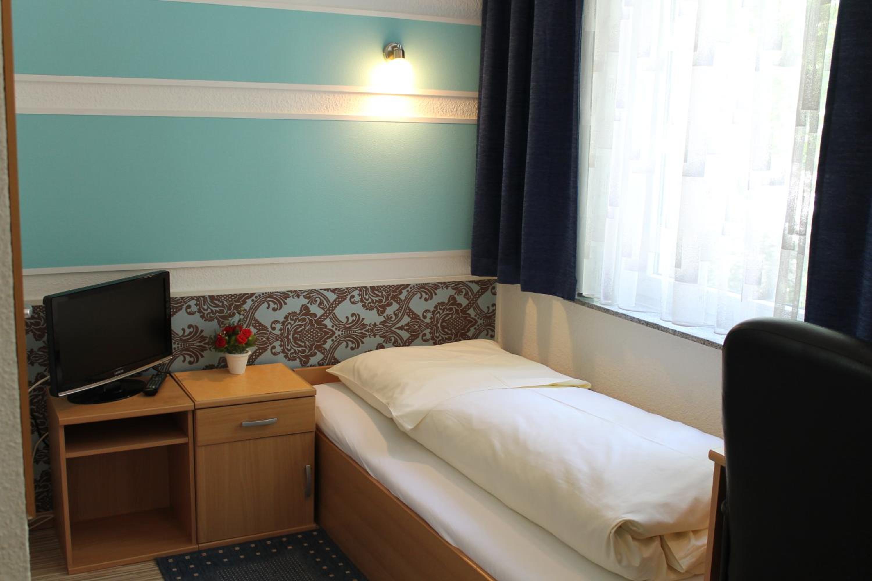 Pension Central Nuernberg-Fuerth - Property Image 1