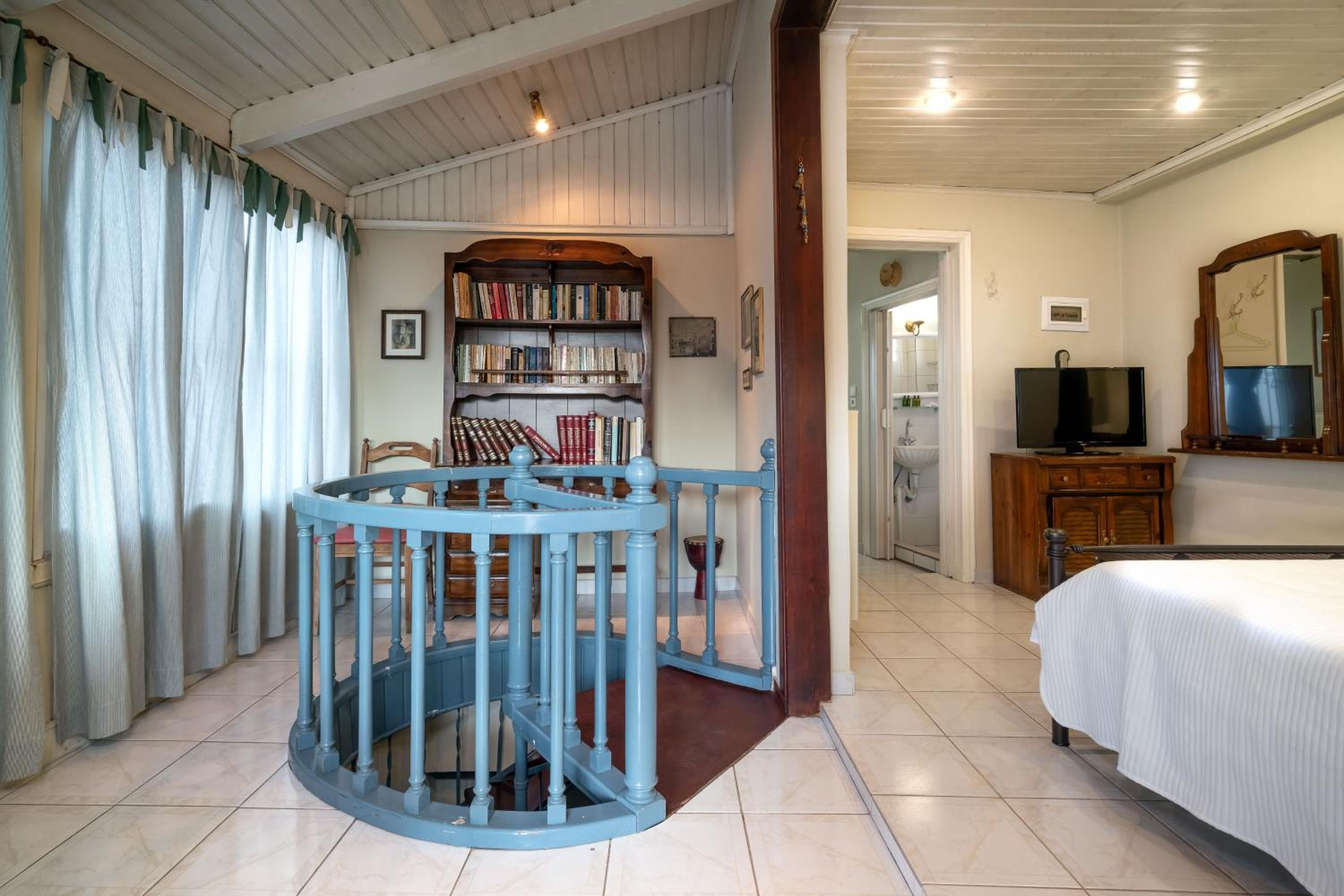 ViLLA127