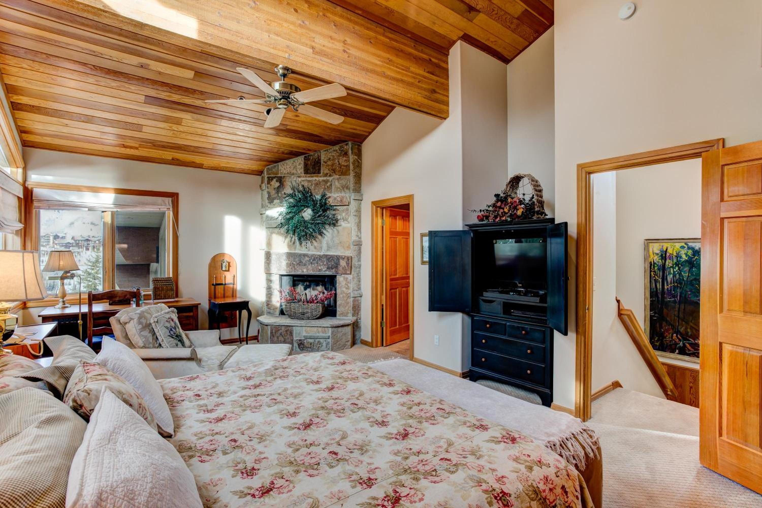 Twin Pines #3