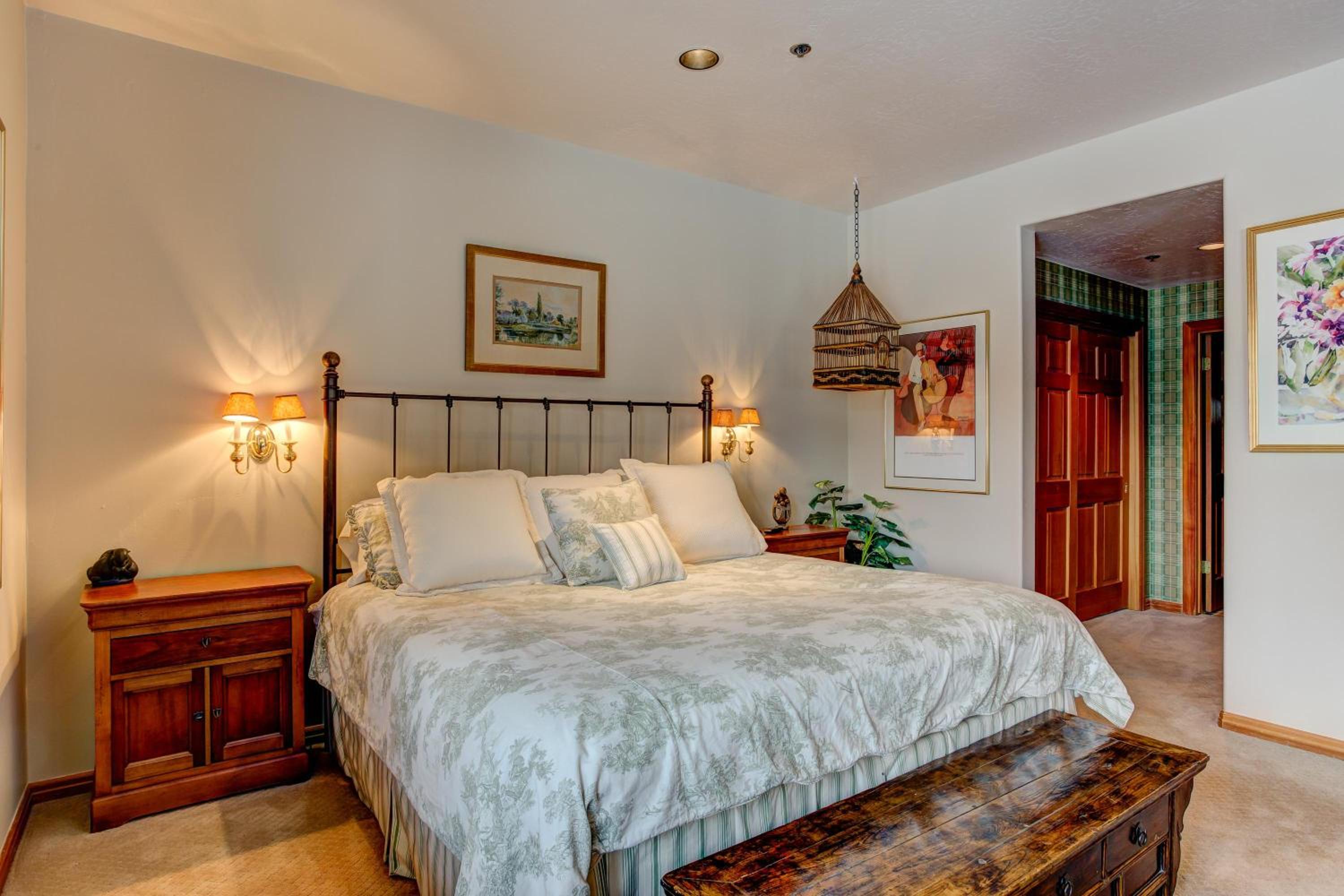 Twin Pines #3