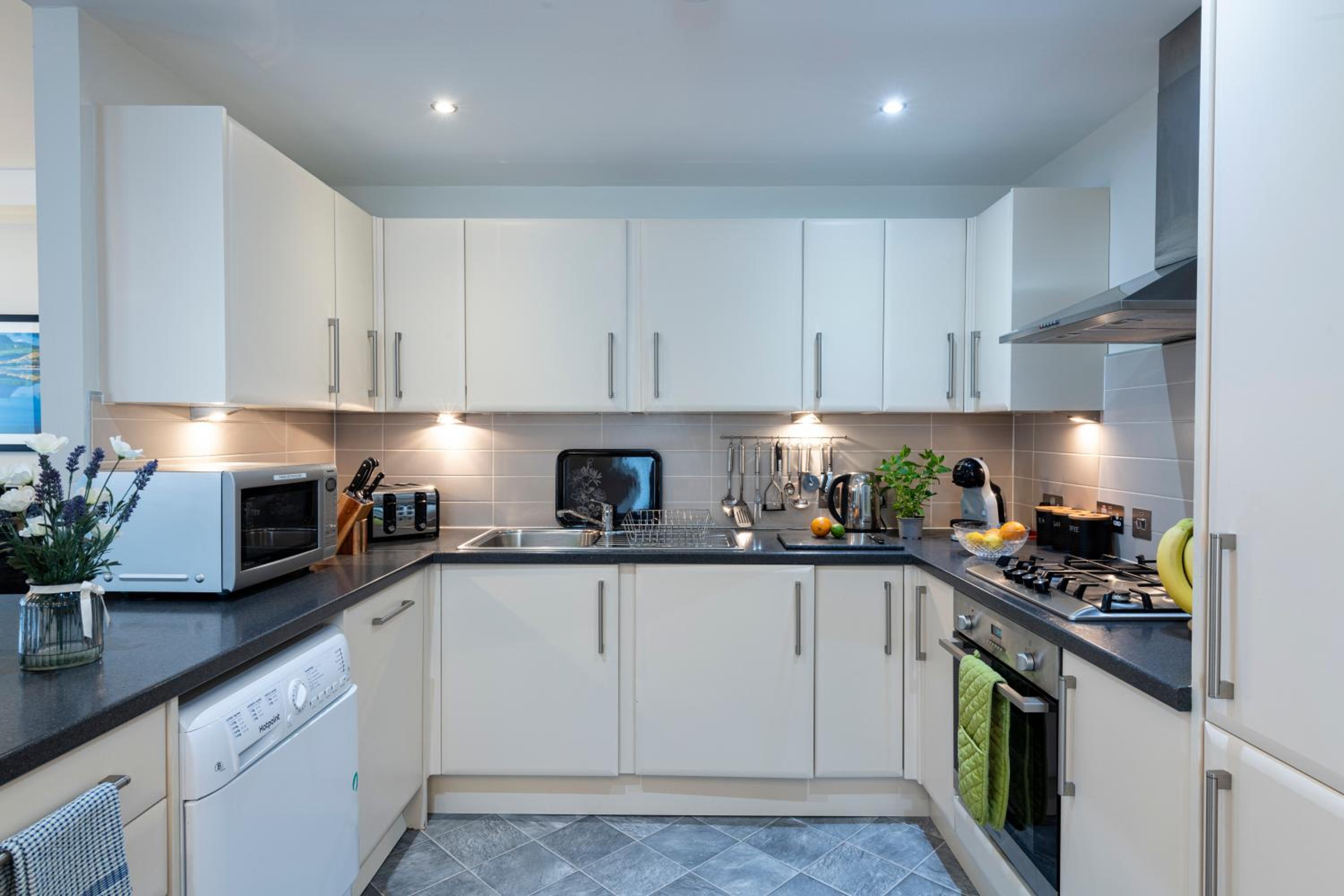 Inverness City Suites