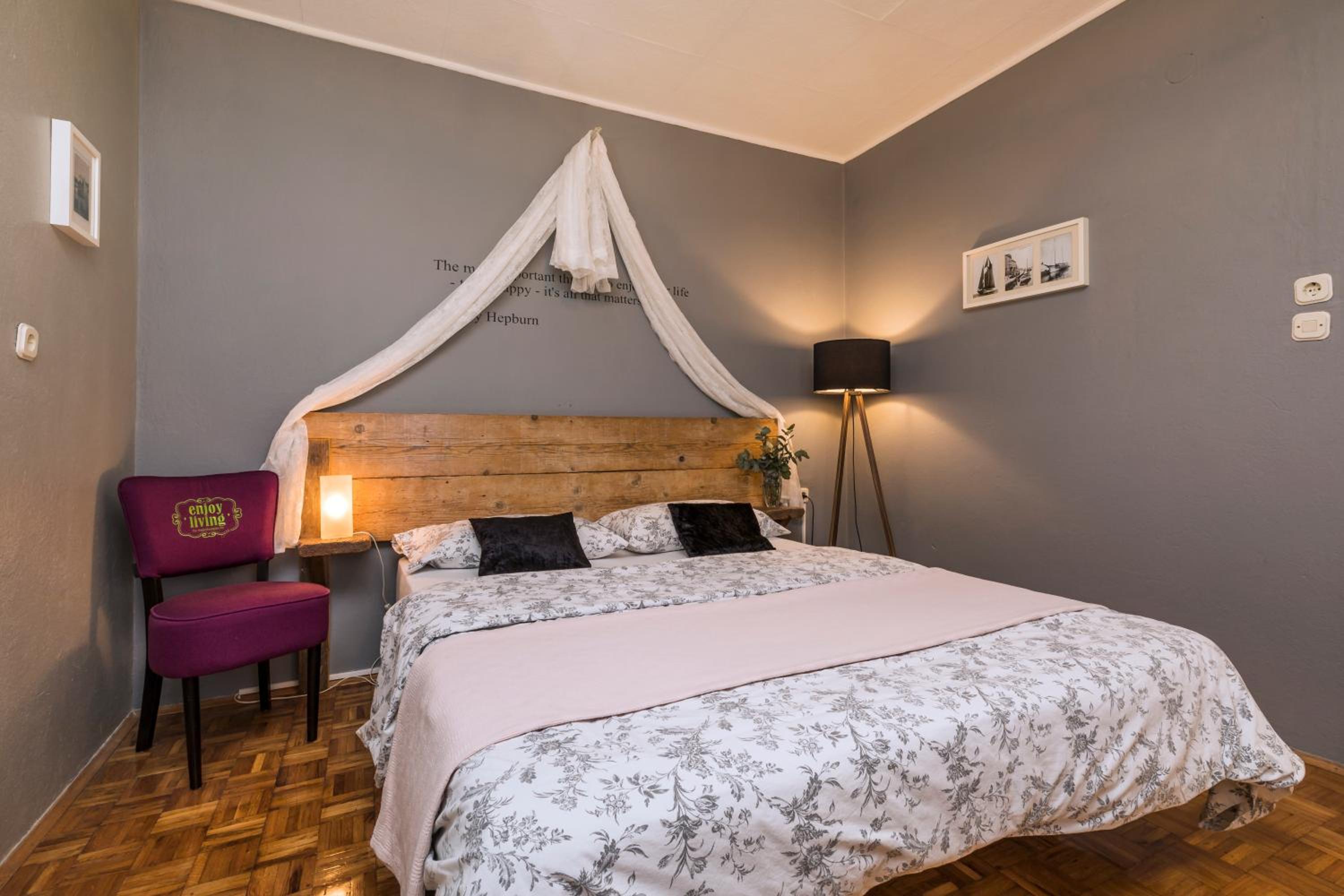 Alaburic rooms & apartment