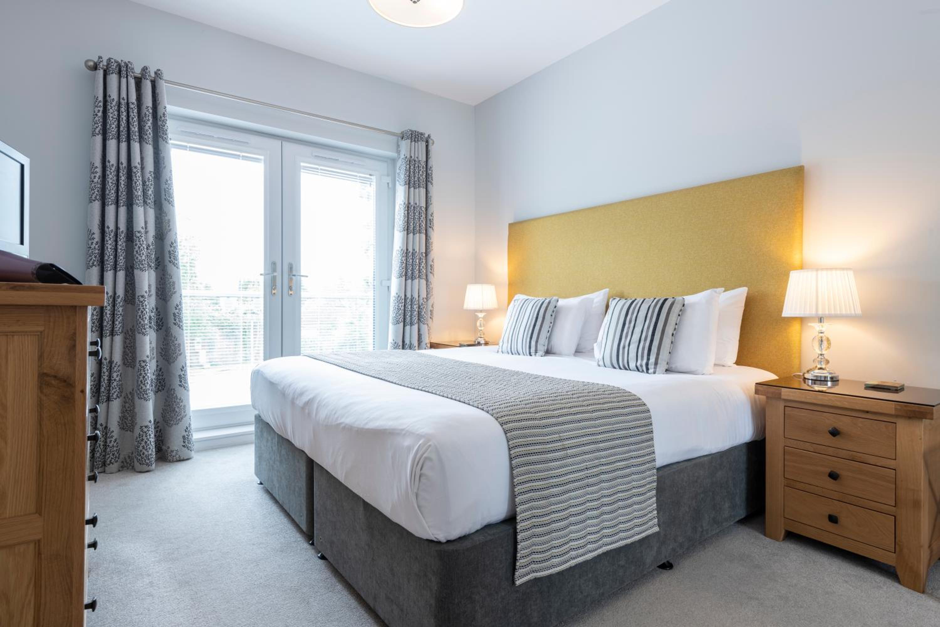Inverness City Suites