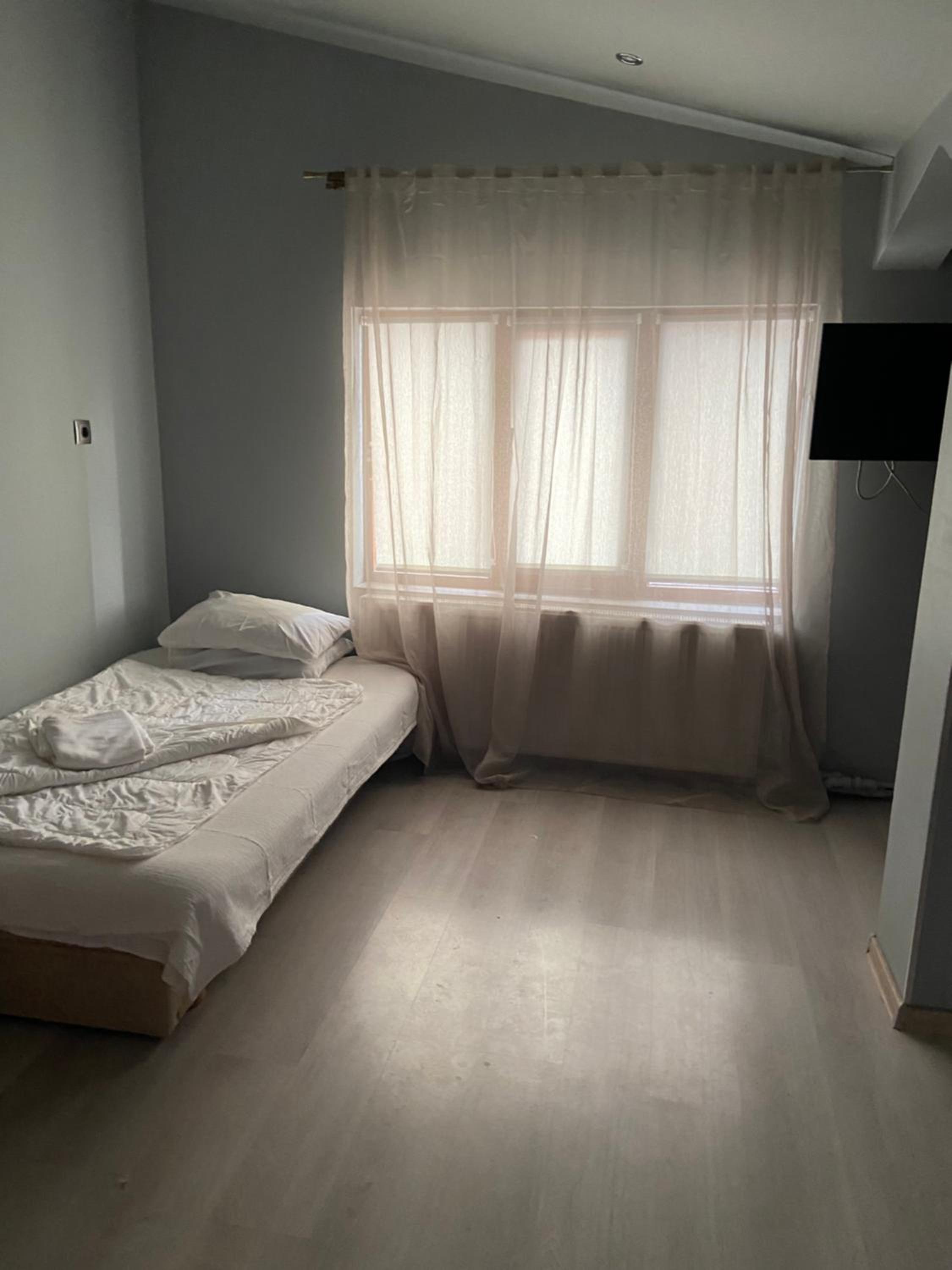 Photo 32