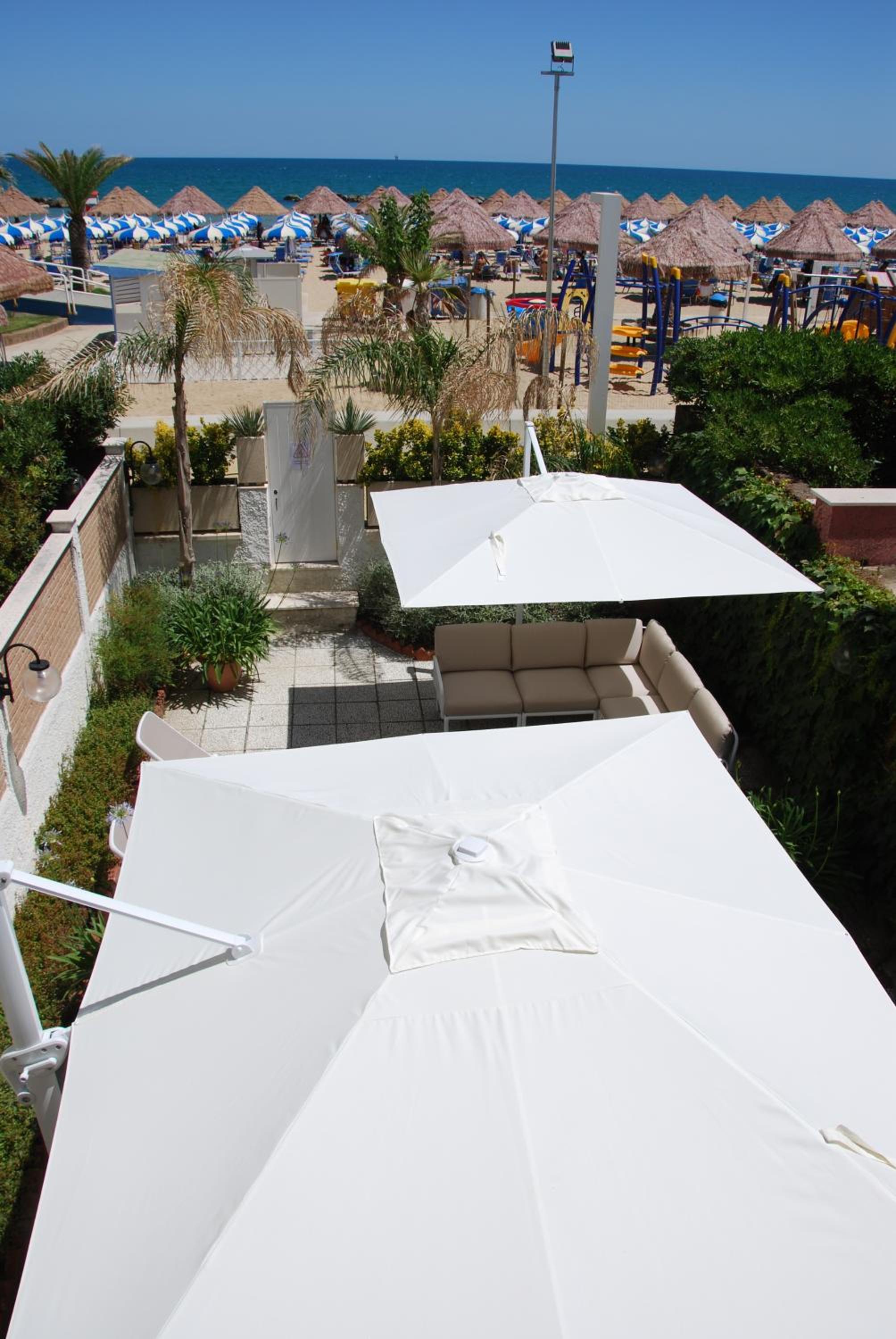 Photo 21