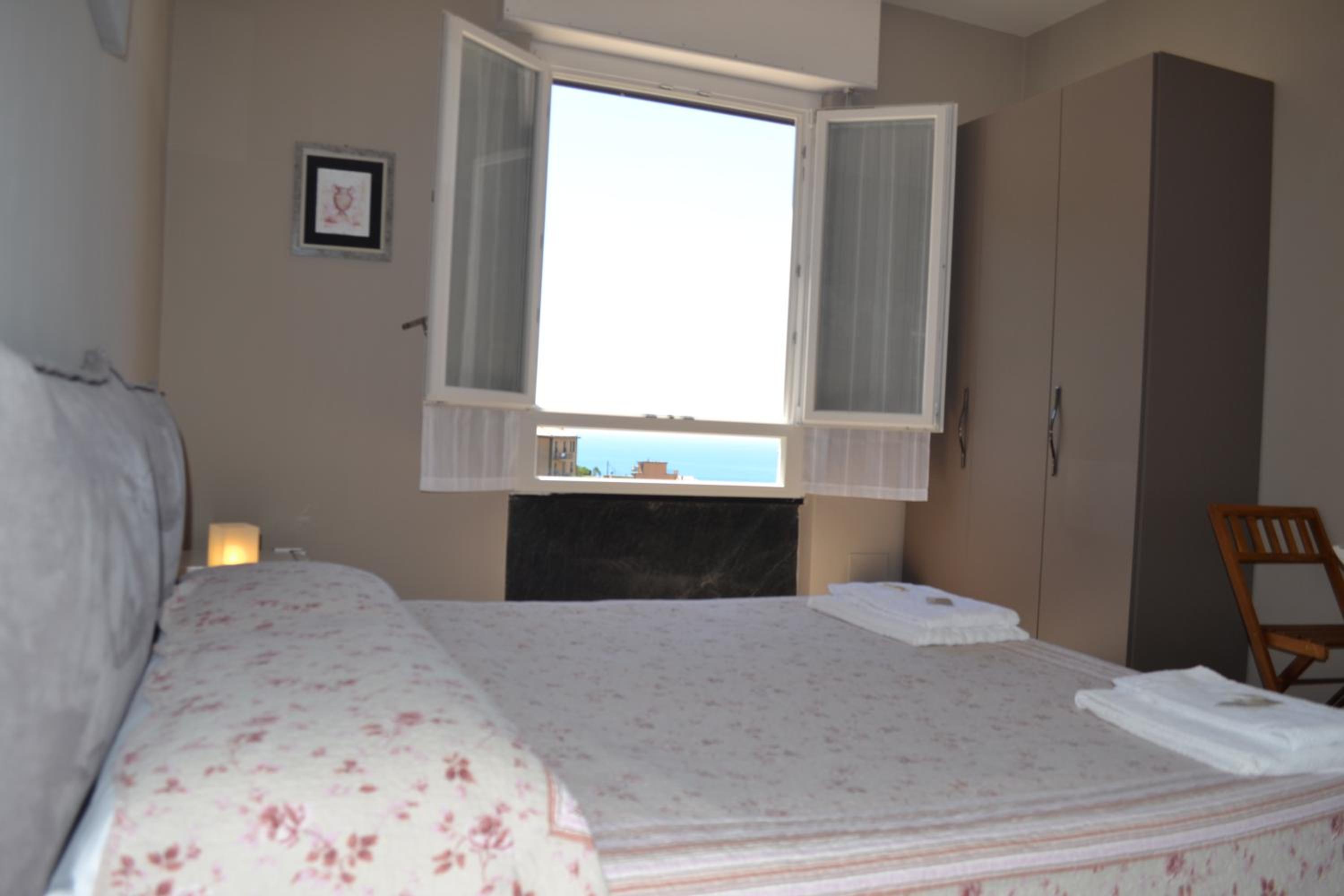 Suite 5 Terre-Sea View photo 3