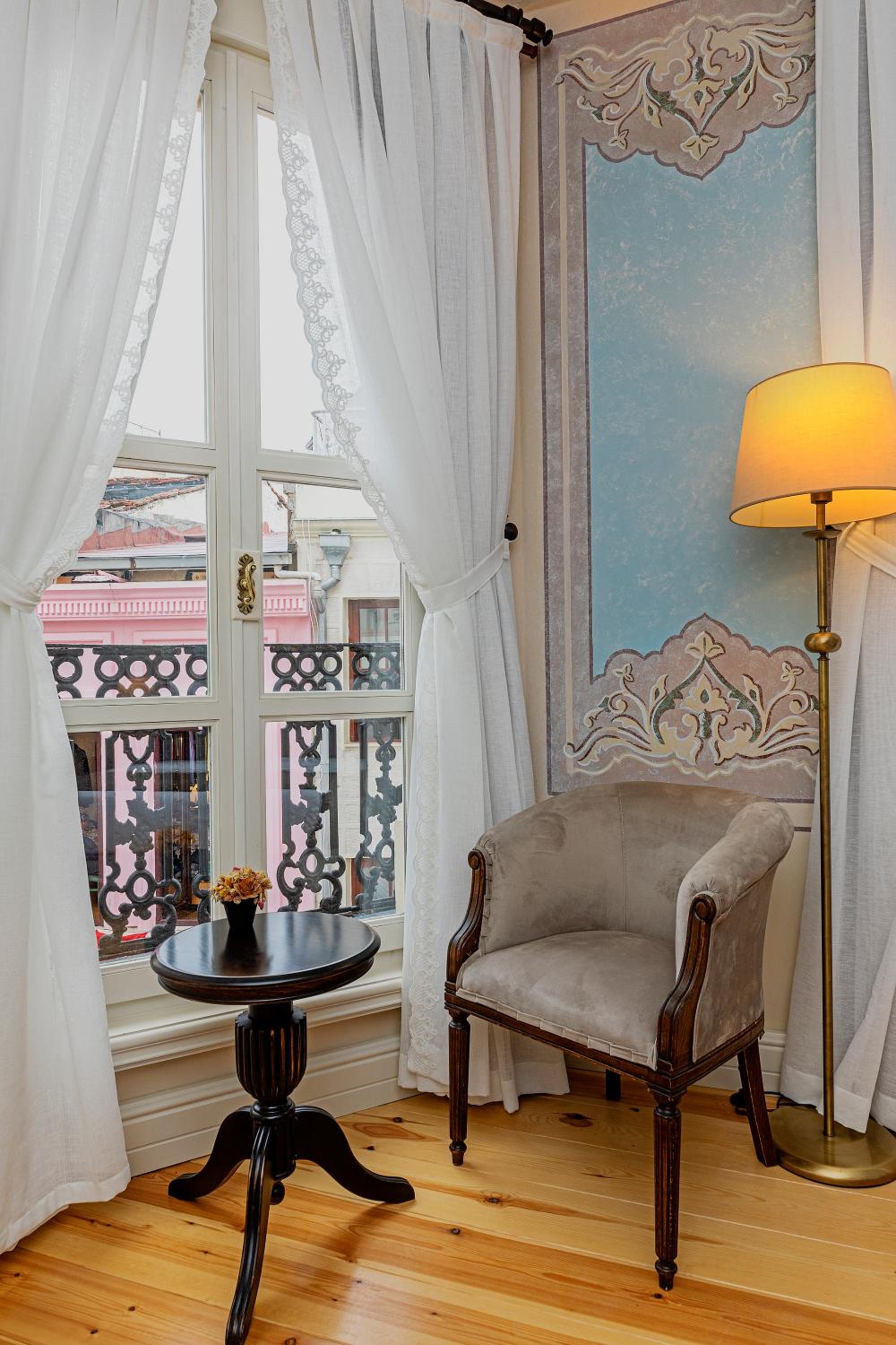 Meroddi Barnathan Hotel - Image 77