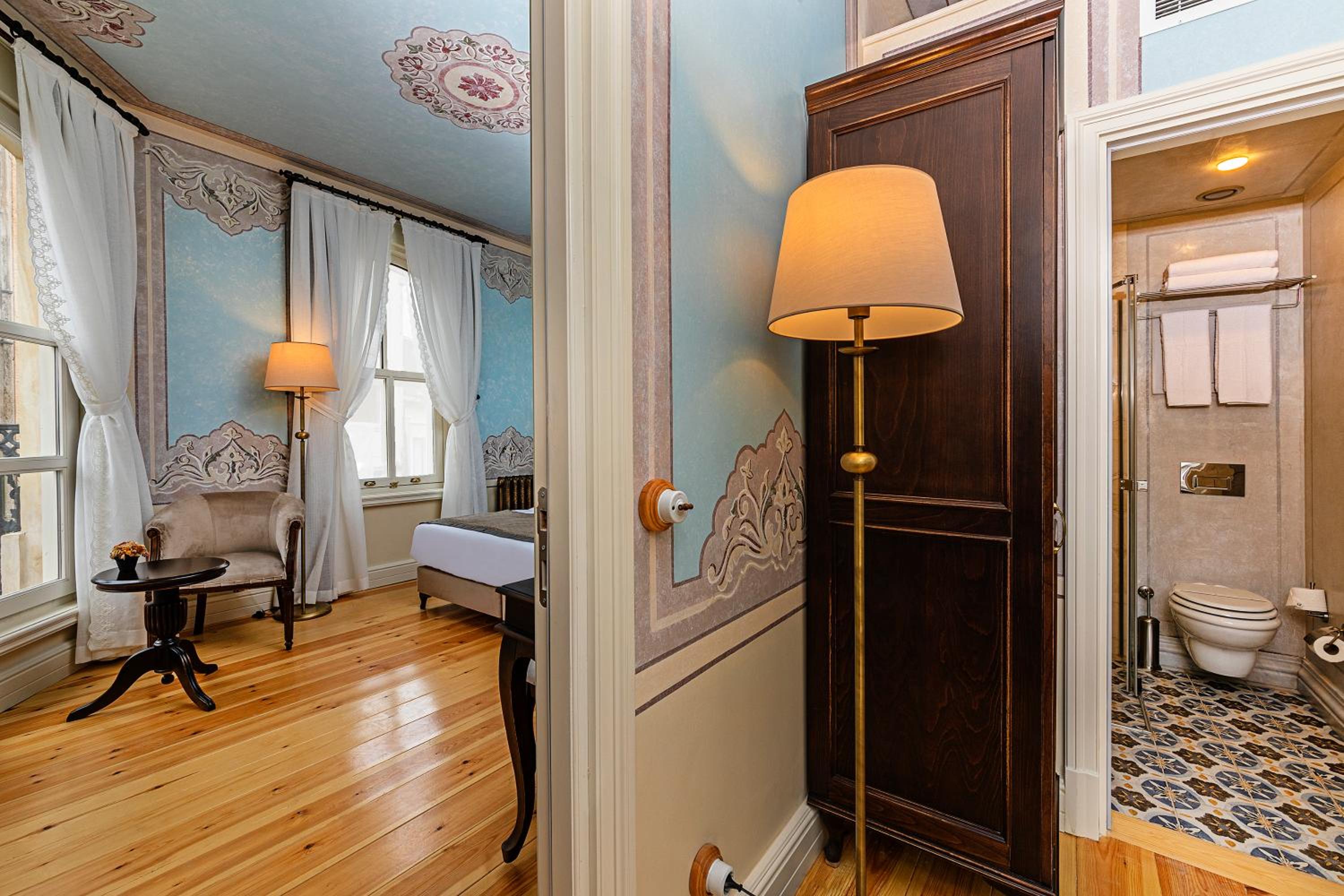 Meroddi Barnathan Hotel - Image 83