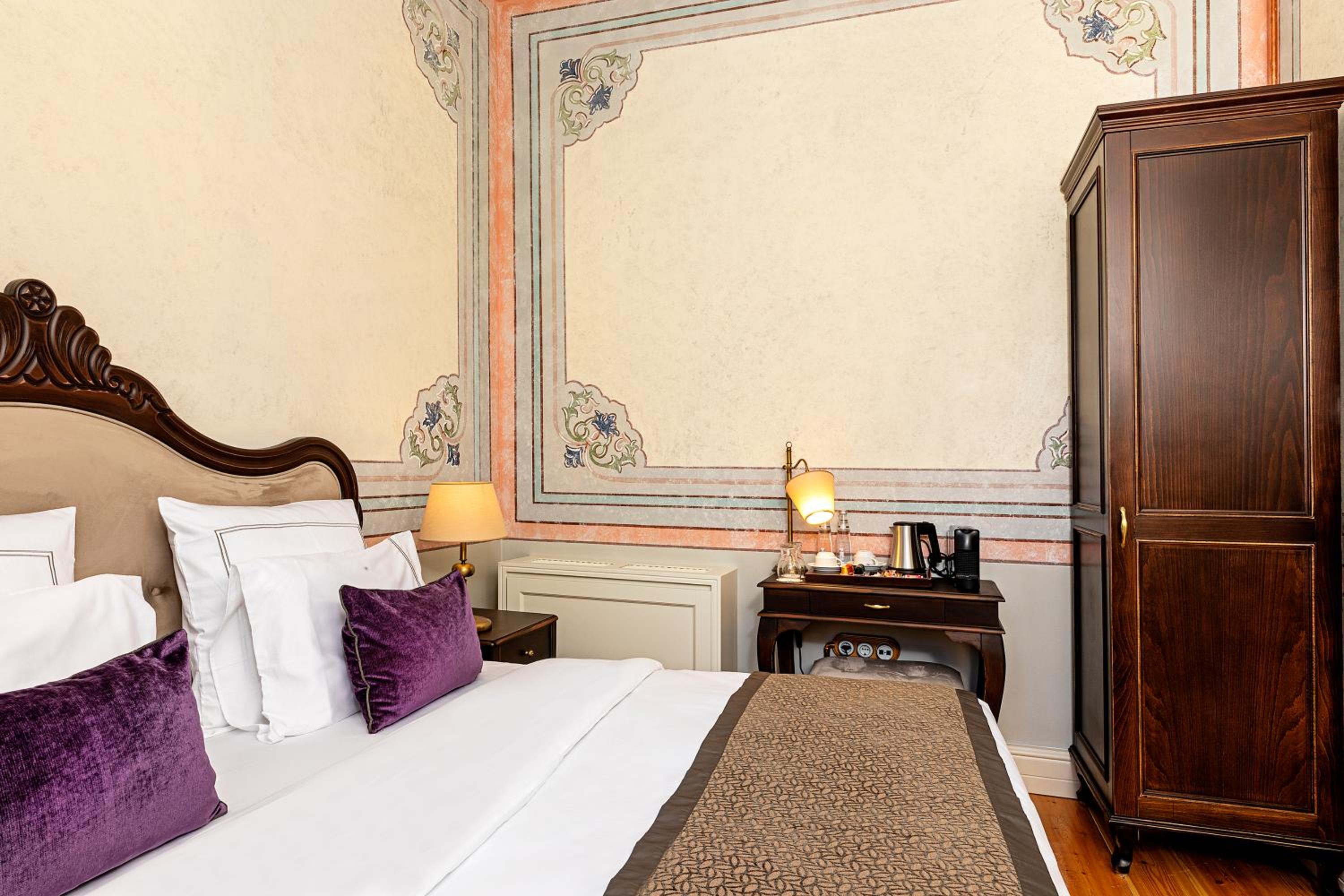 Meroddi Barnathan Hotel - Image 92