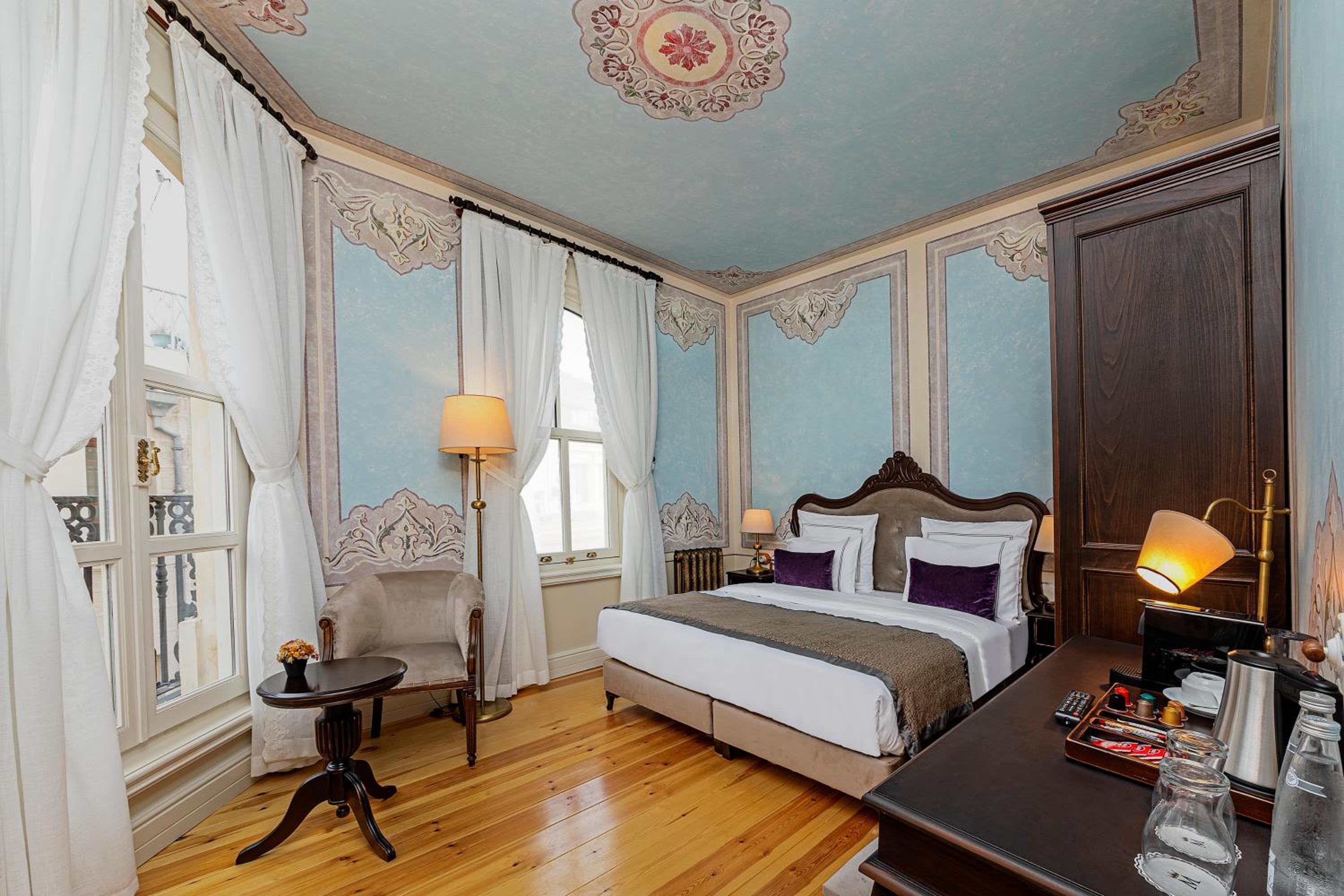 Meroddi Barnathan Hotel - Image 74