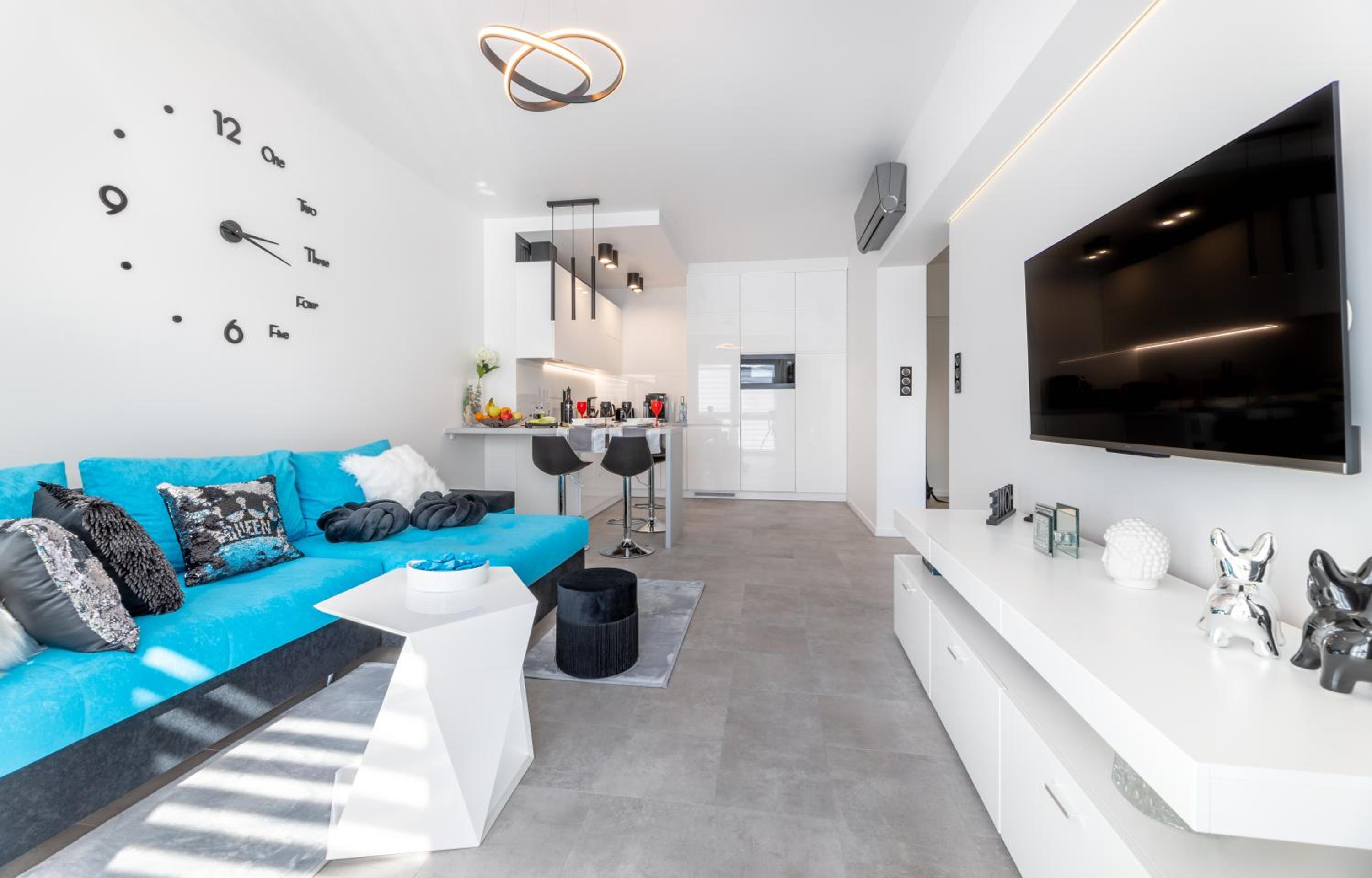 Leo Apartament Delux view 5