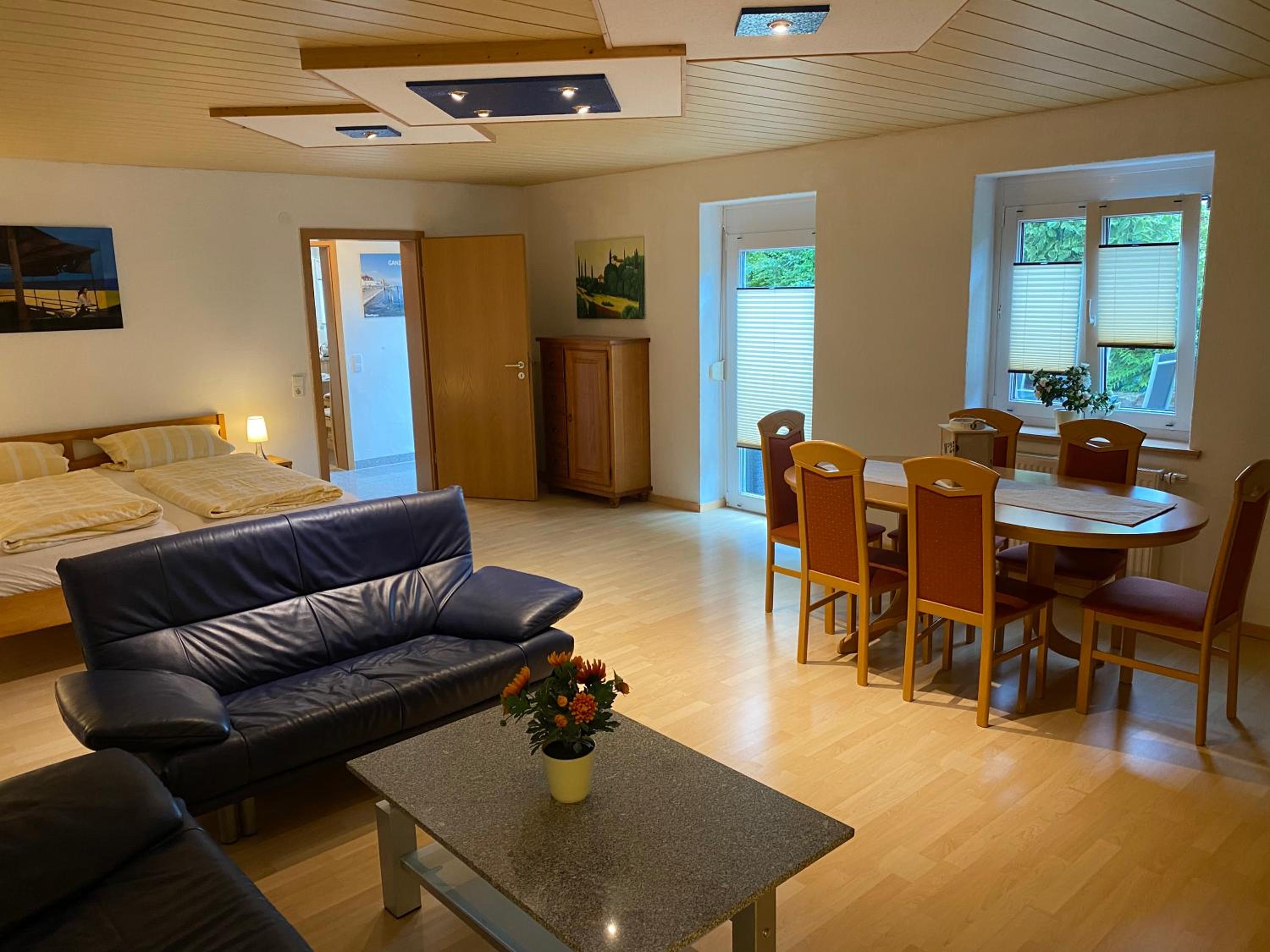 Ferienwohnung Meßmer mit Terrasse view 2