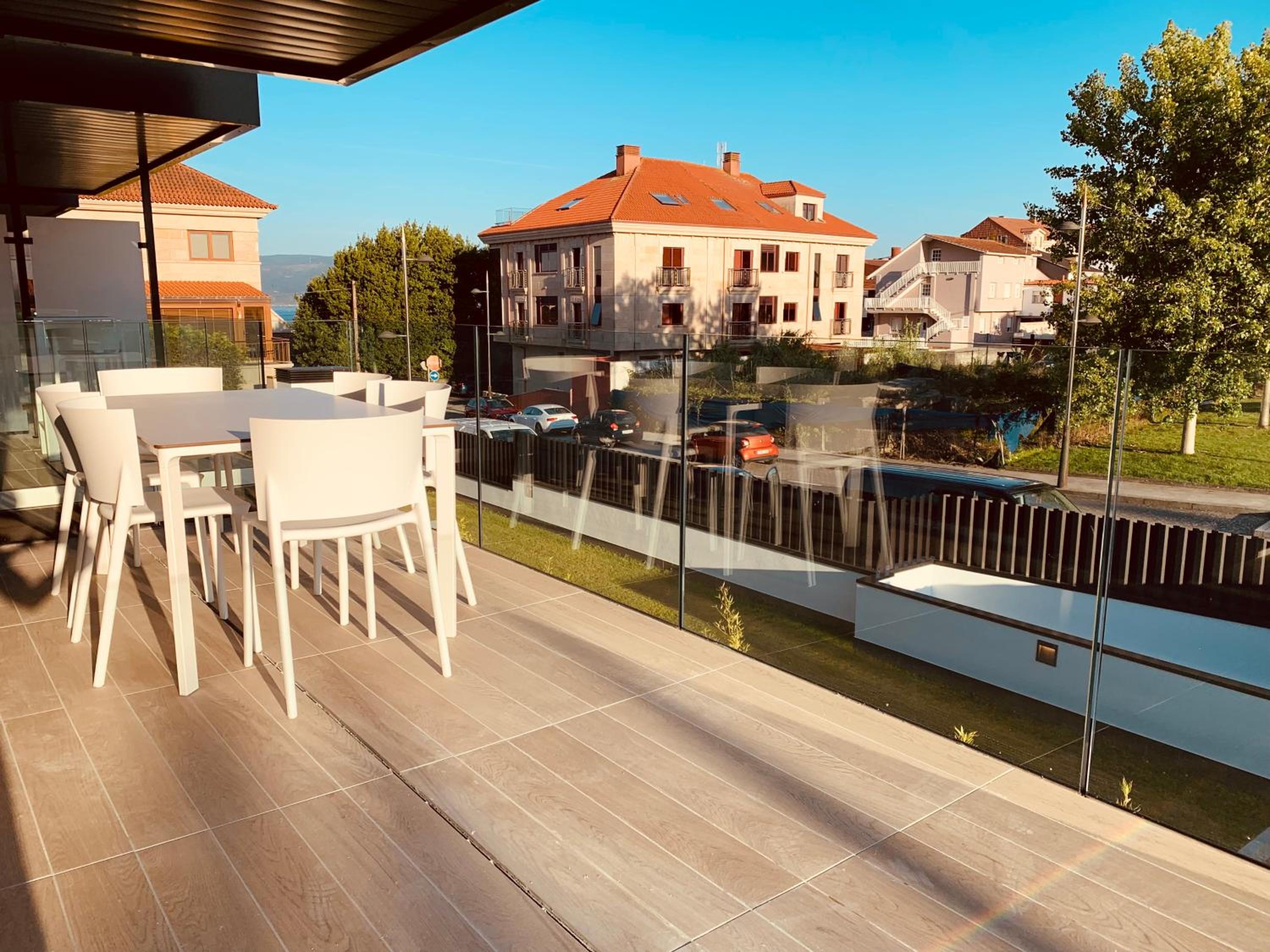 CANELAS PREMIUM NUEVOS con PISCINA, AMPLIAS TERRAZAS Y GARAJE