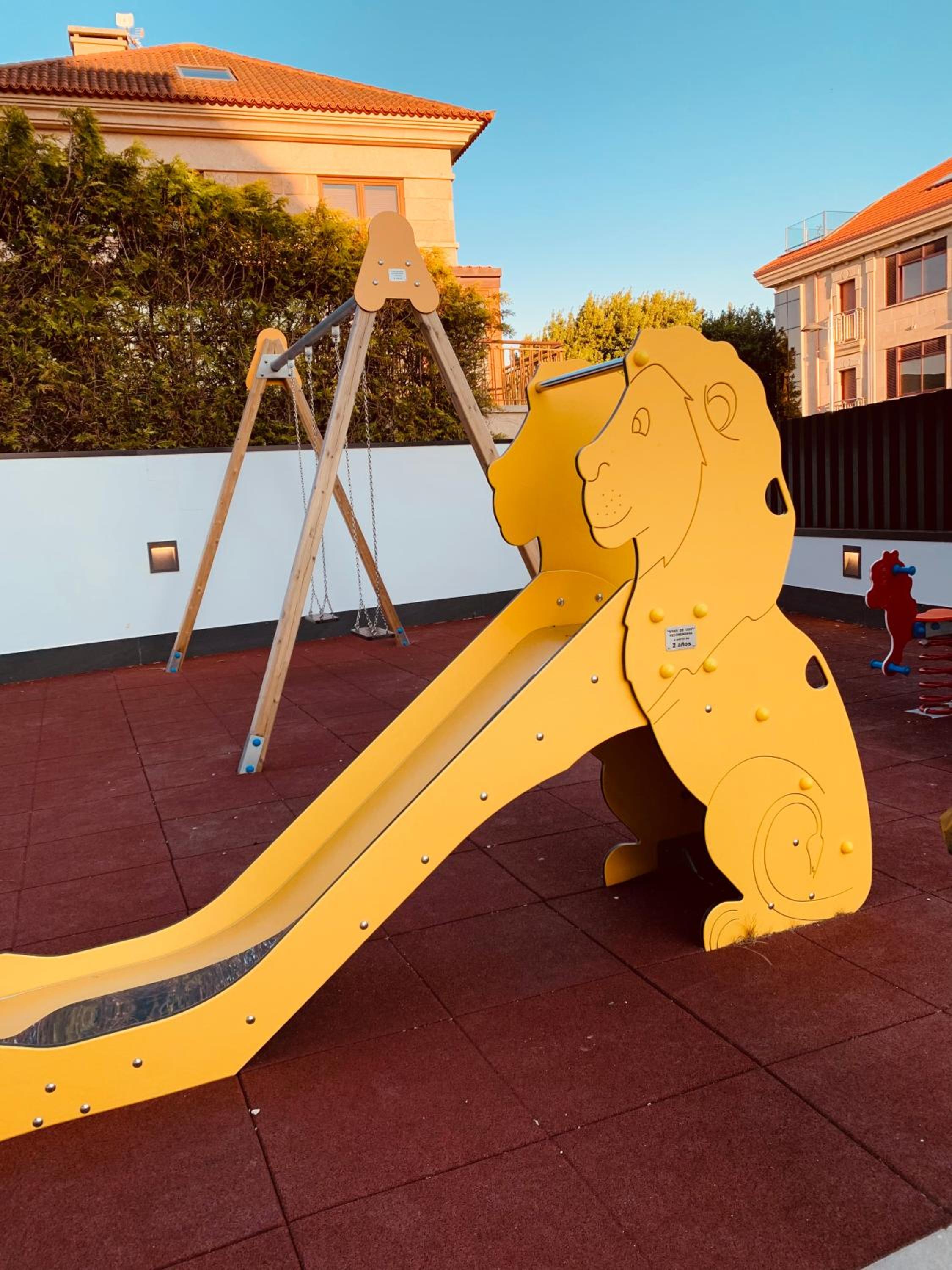CANELAS PREMIUM NUEVOS con PISCINA, AMPLIAS TERRAZAS Y GARAJE