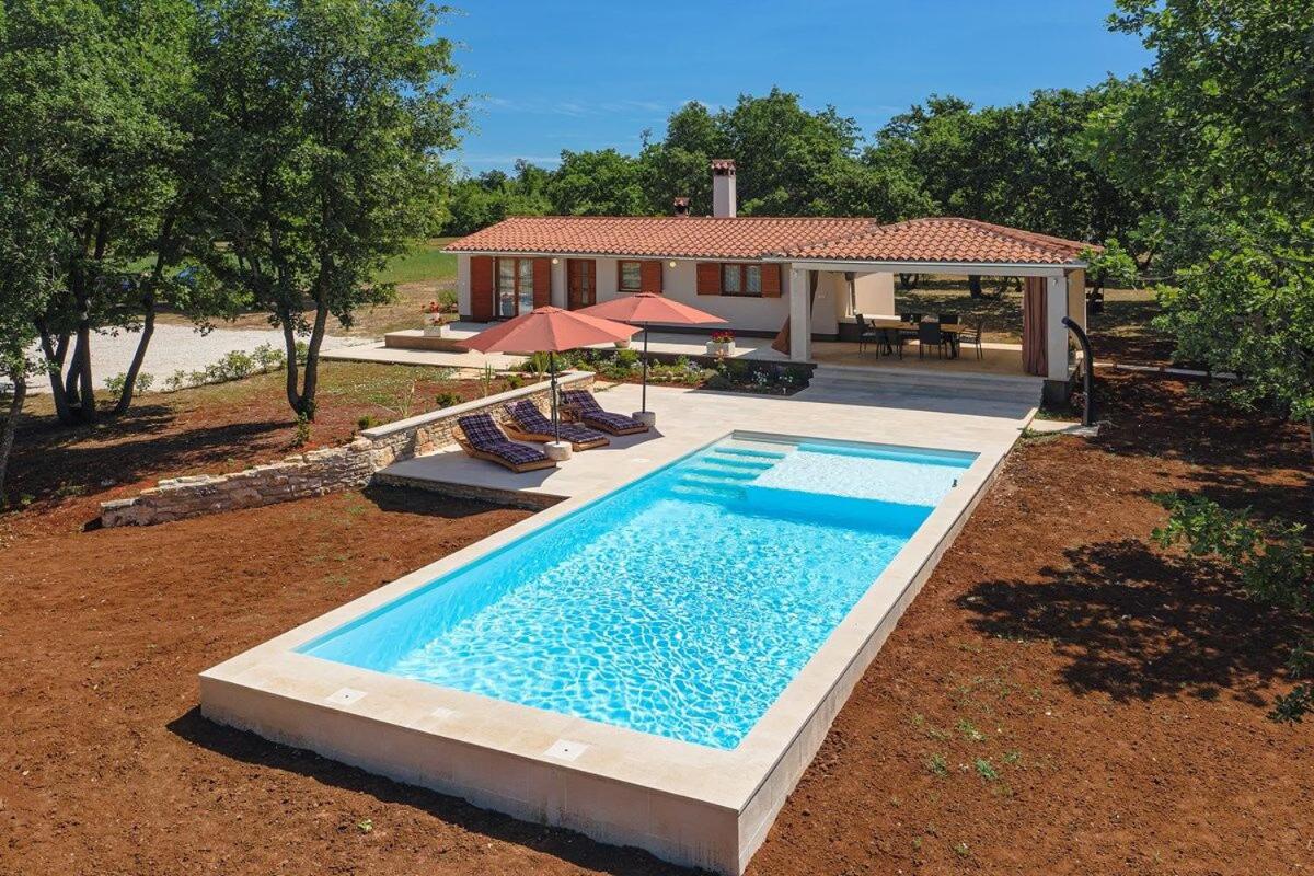 Villa Martinetinka view 5