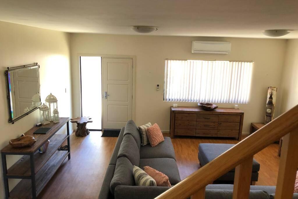 The Lookout Kalbarri AMAZING VIEWS - FREE WIFI & NETFLIX