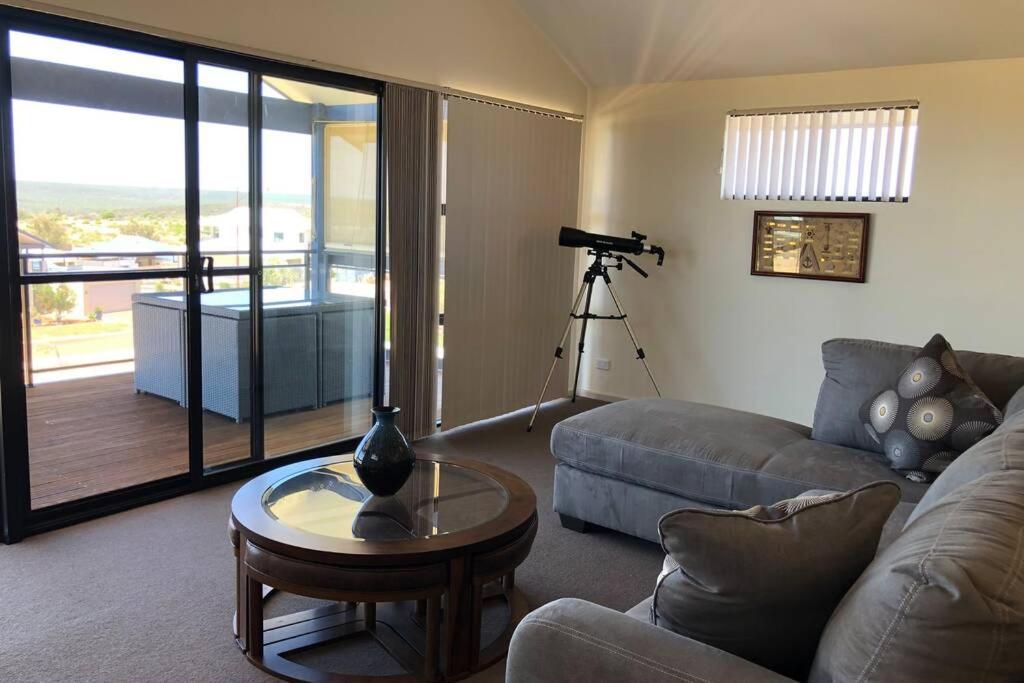 The Lookout Kalbarri AMAZING VIEWS - FREE WIFI & NETFLIX