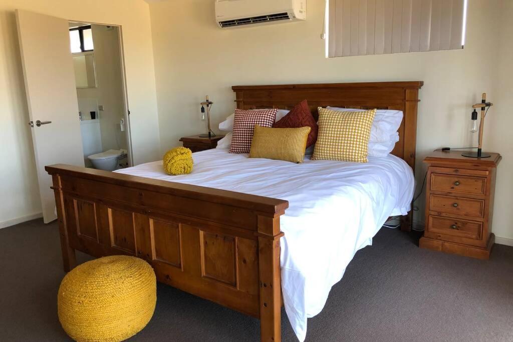 The Lookout Kalbarri AMAZING VIEWS - FREE WIFI & NETFLIX