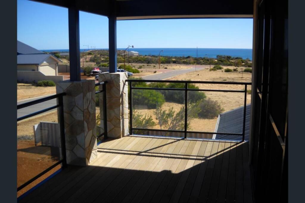 The Lookout Kalbarri AMAZING VIEWS - FREE WIFI & NETFLIX