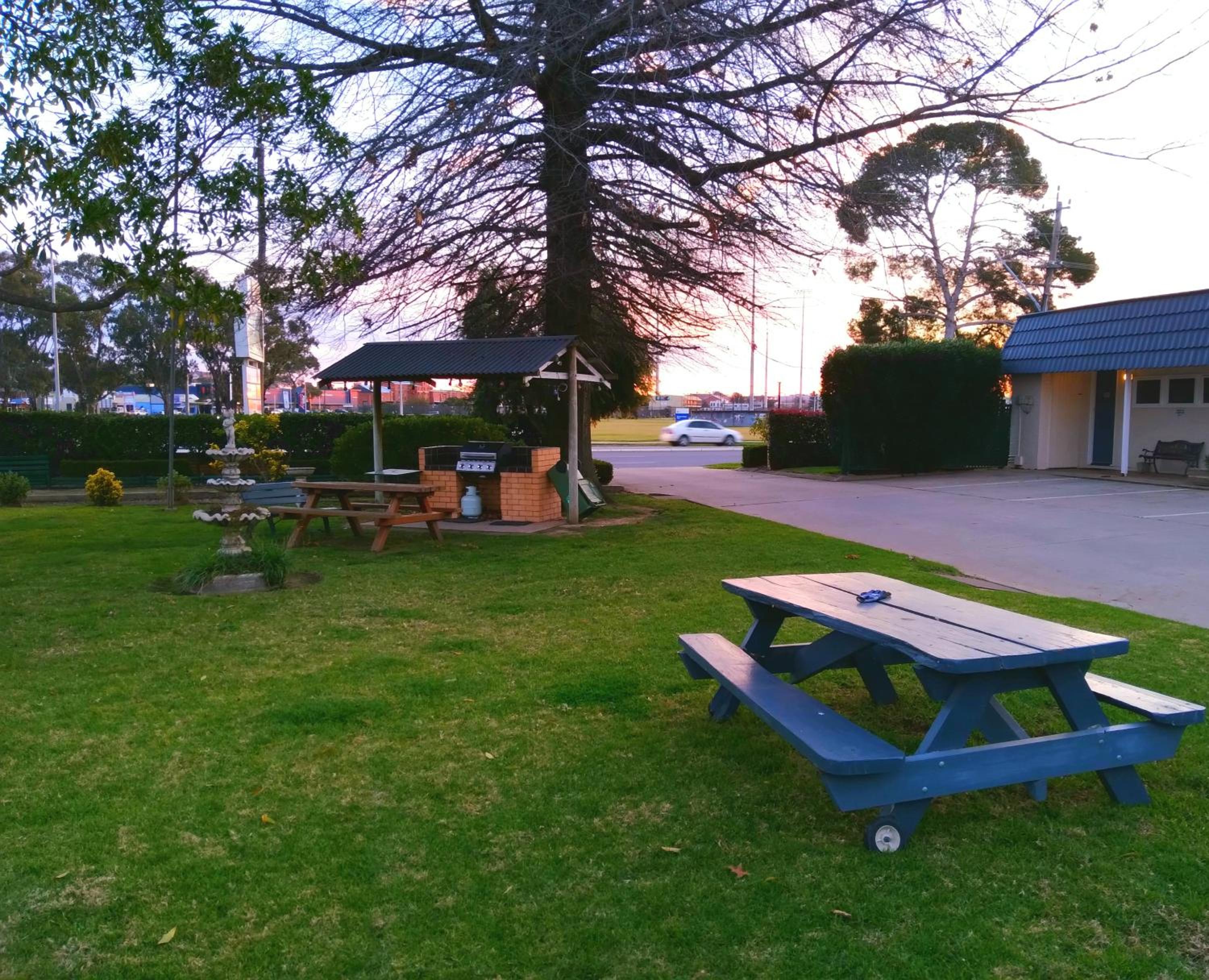 City Park Motel and Apartments