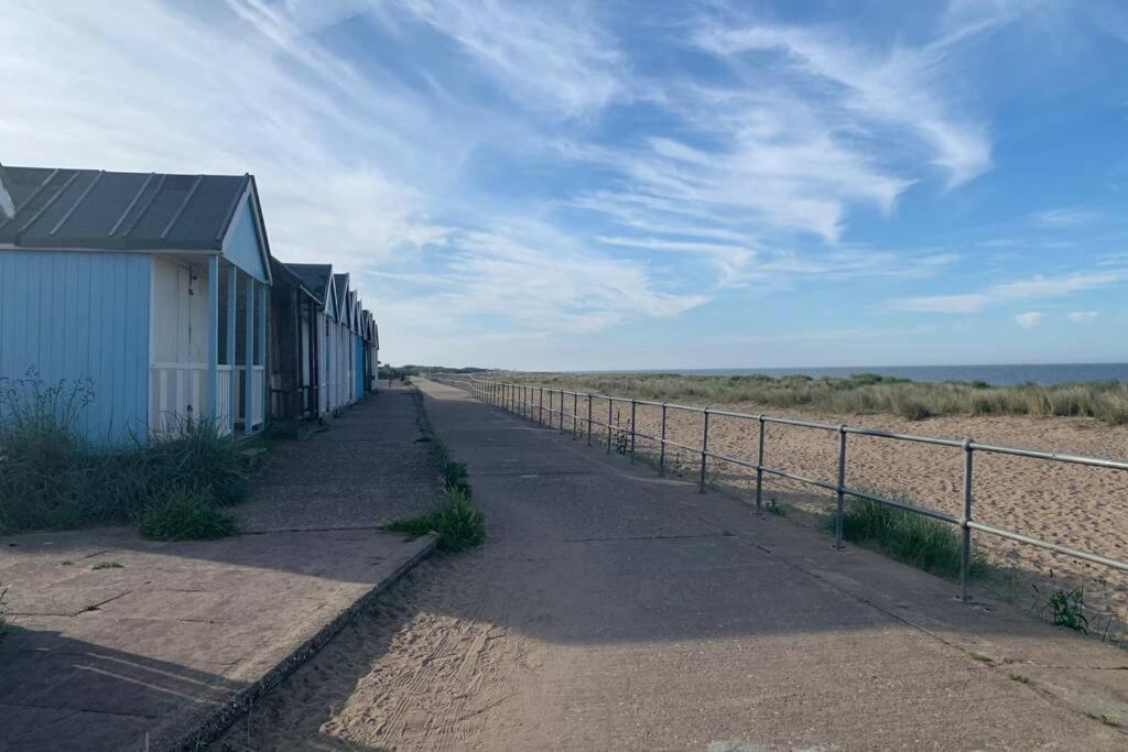 Shore Lodge Beachfront Escape, Sleeps 8, 4BR view 5
