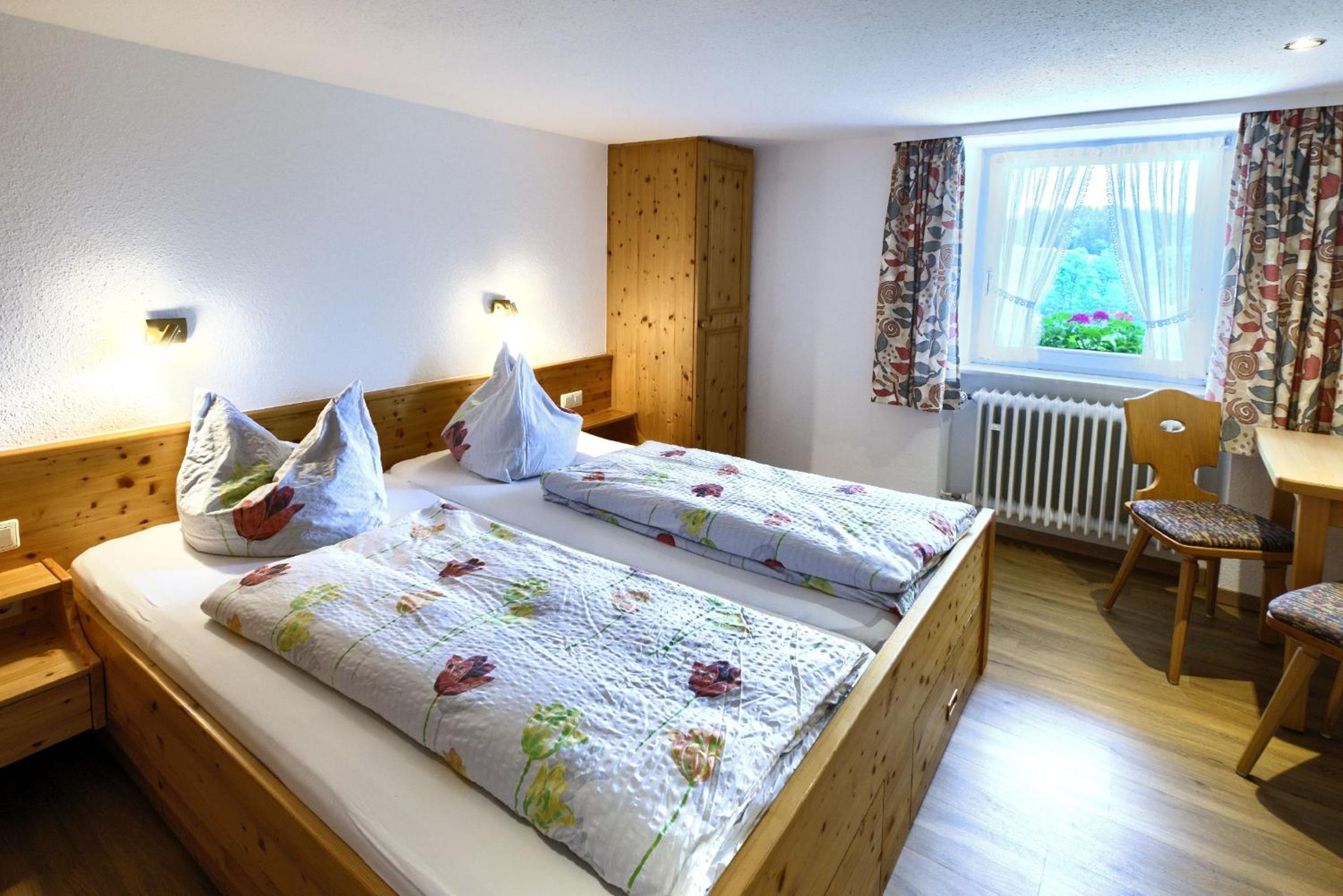 Gasthaus-pension zum Löwen