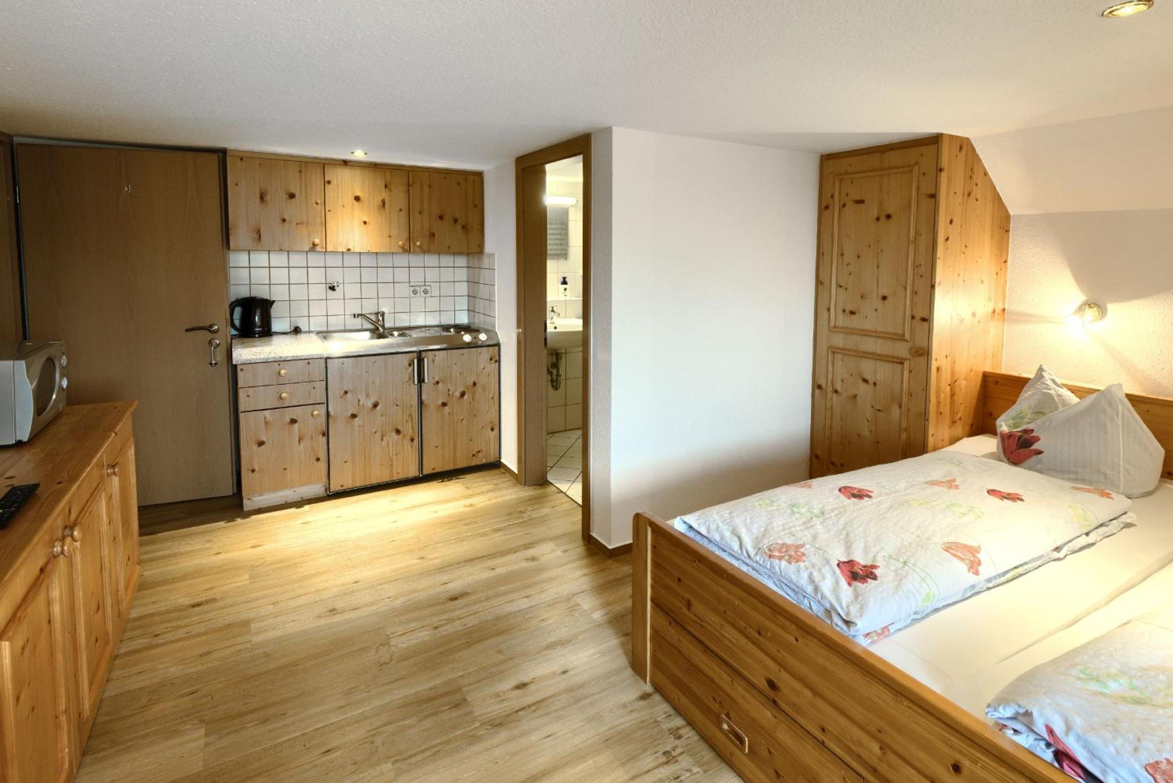 Gasthaus-pension zum Löwen