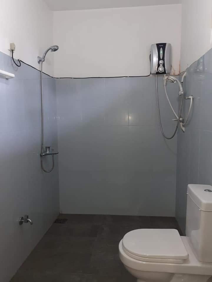 Anura Guest Inn