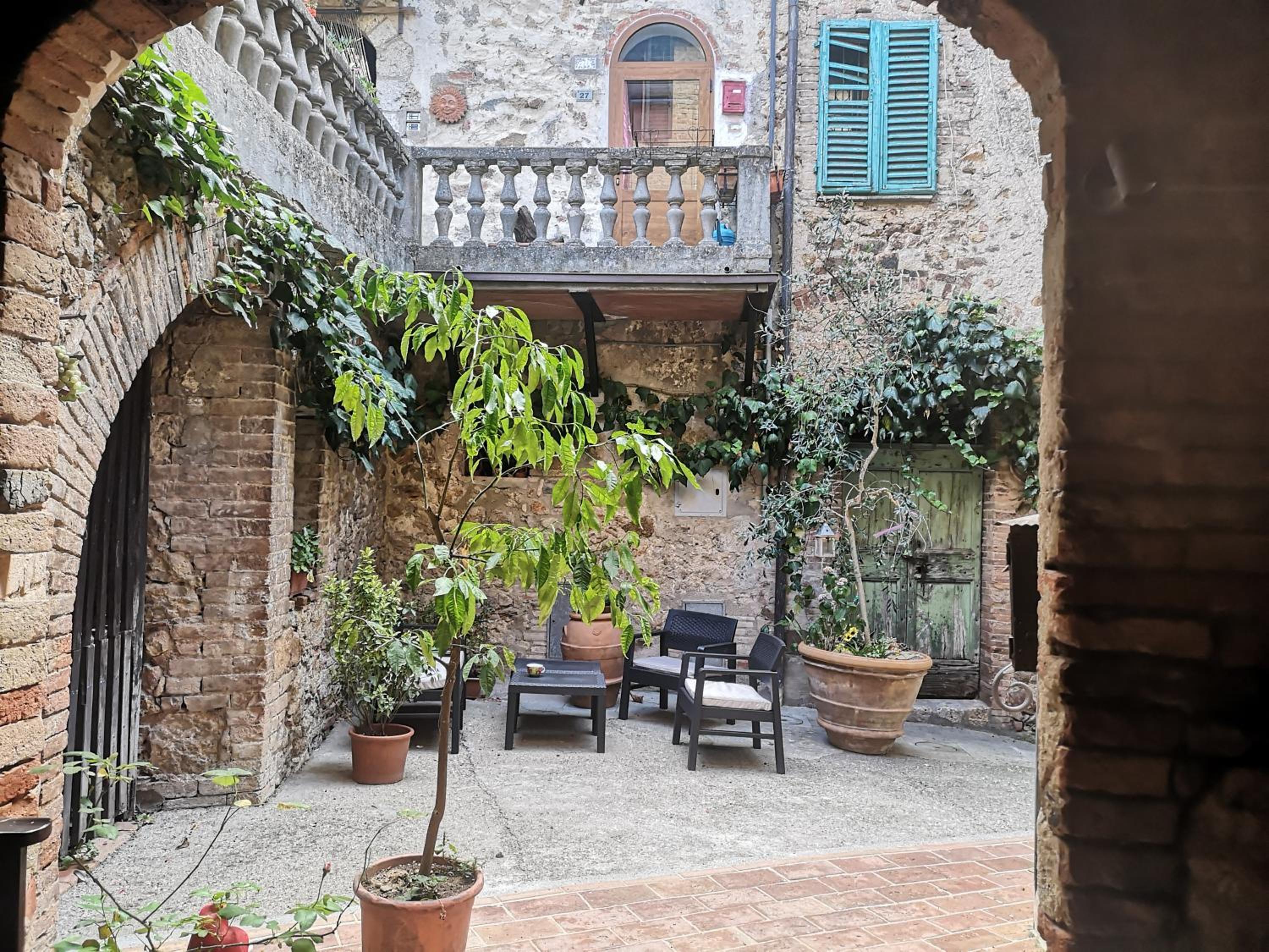 Antico Borgo di Torri view 3