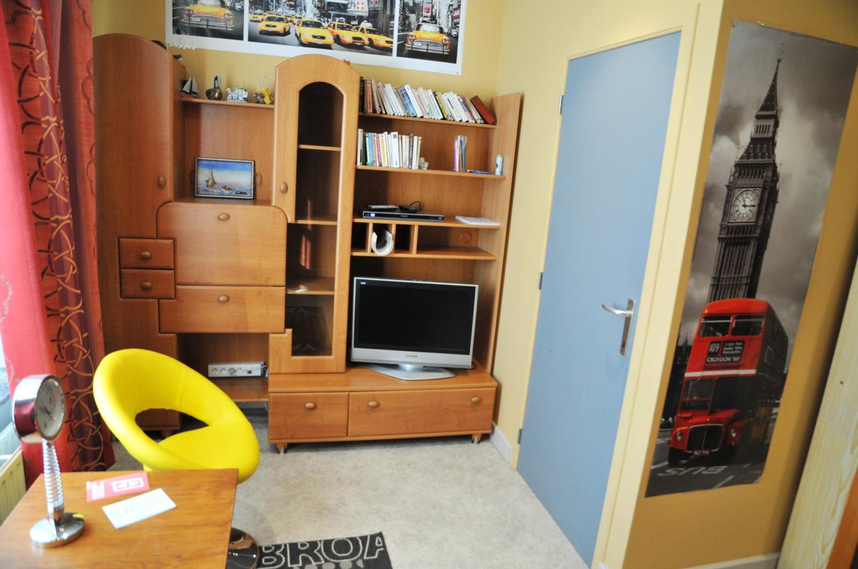Photo 18